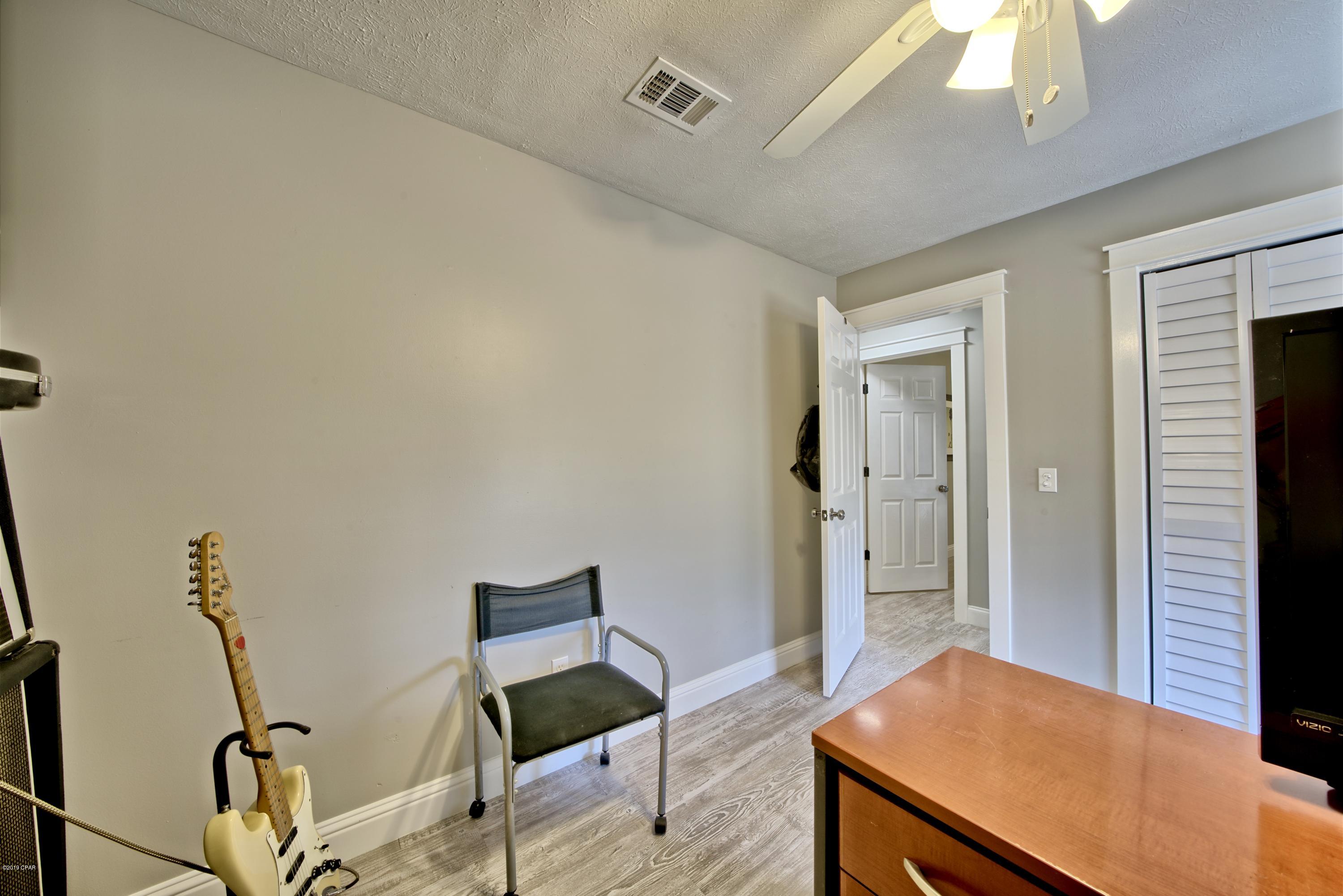 Biltmore Beach 1st Add - Residential