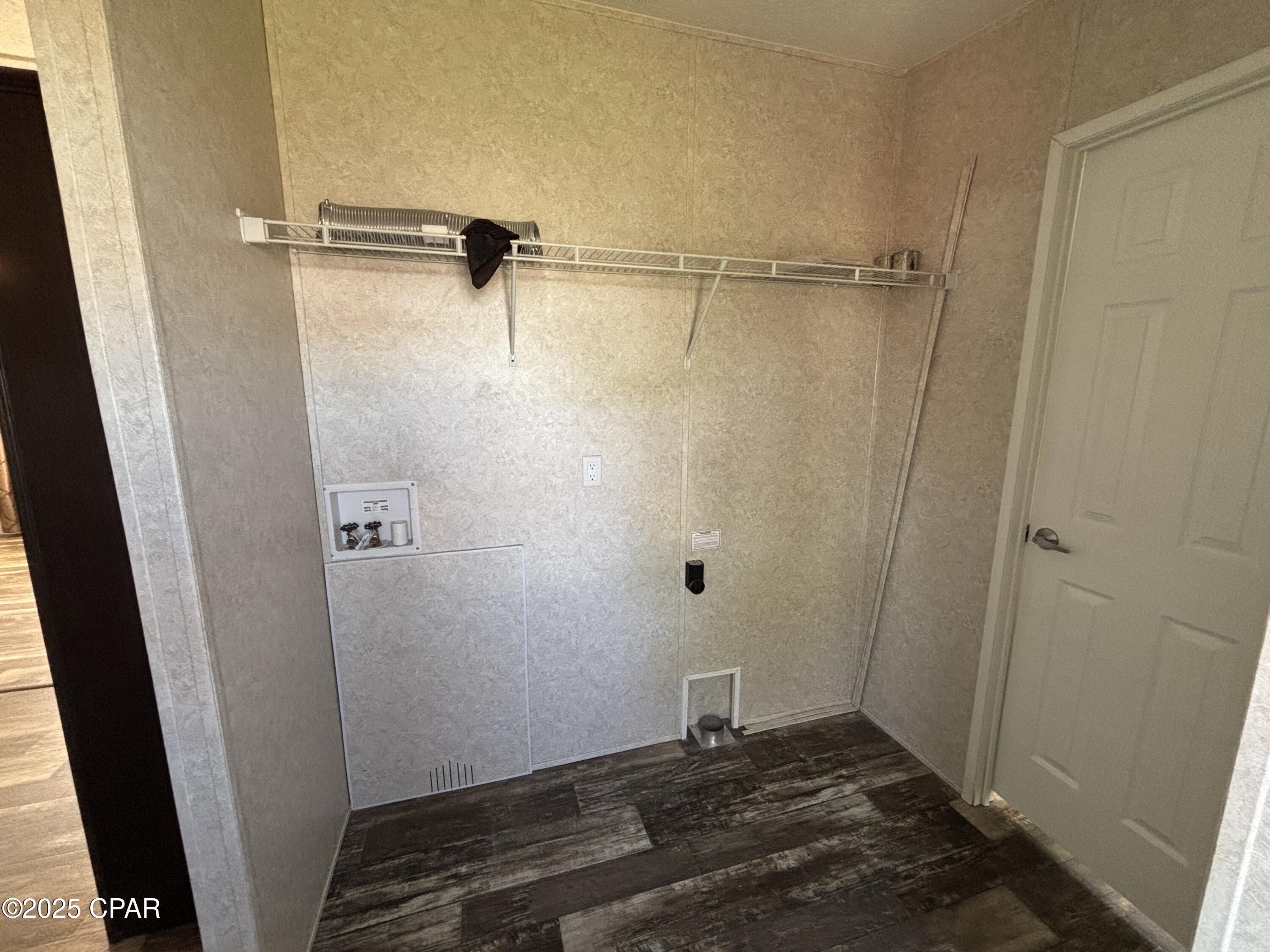 [No Recorded Subdiv] - Residential Lease