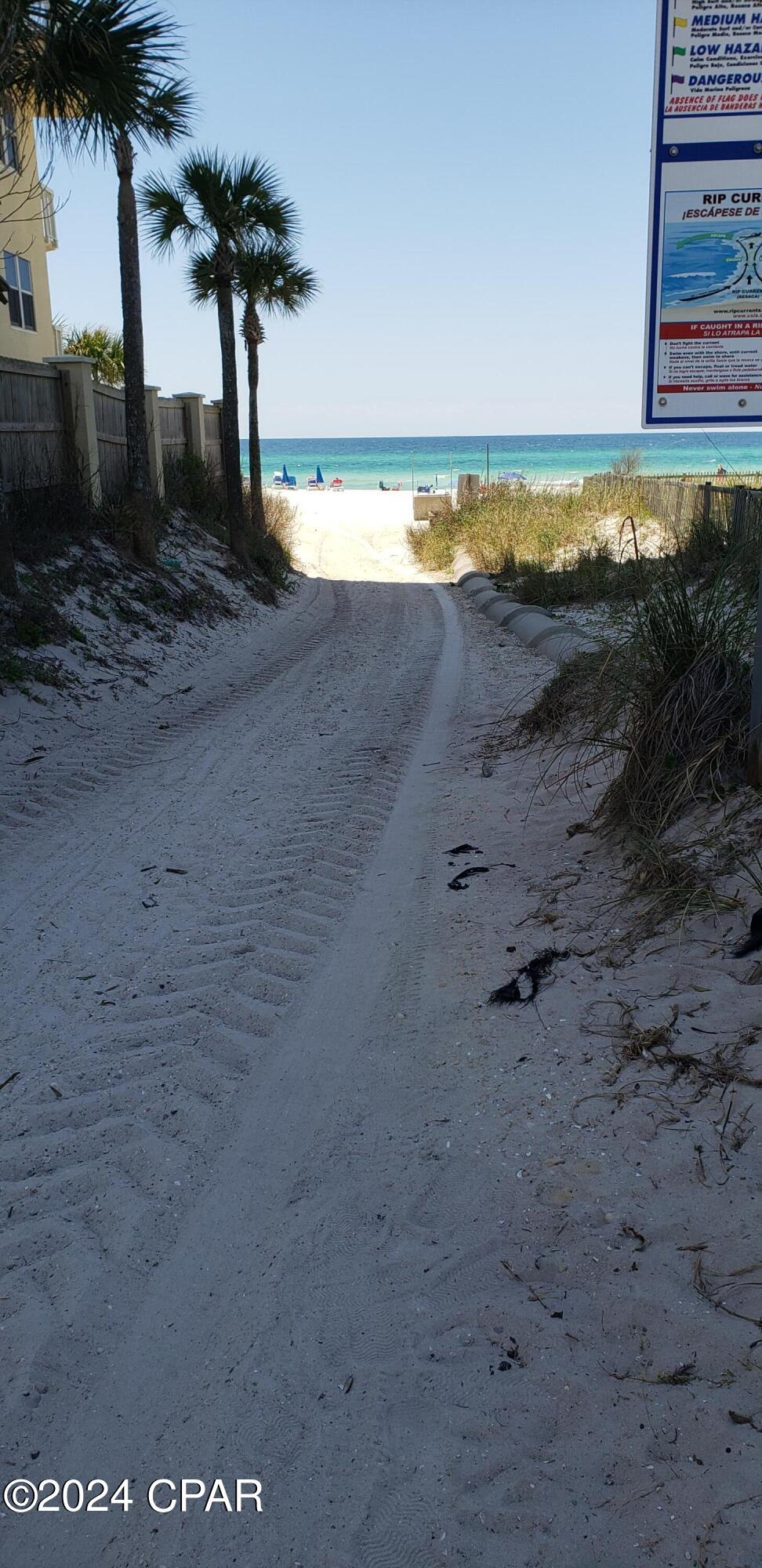 Miramar Beach 1st - Land