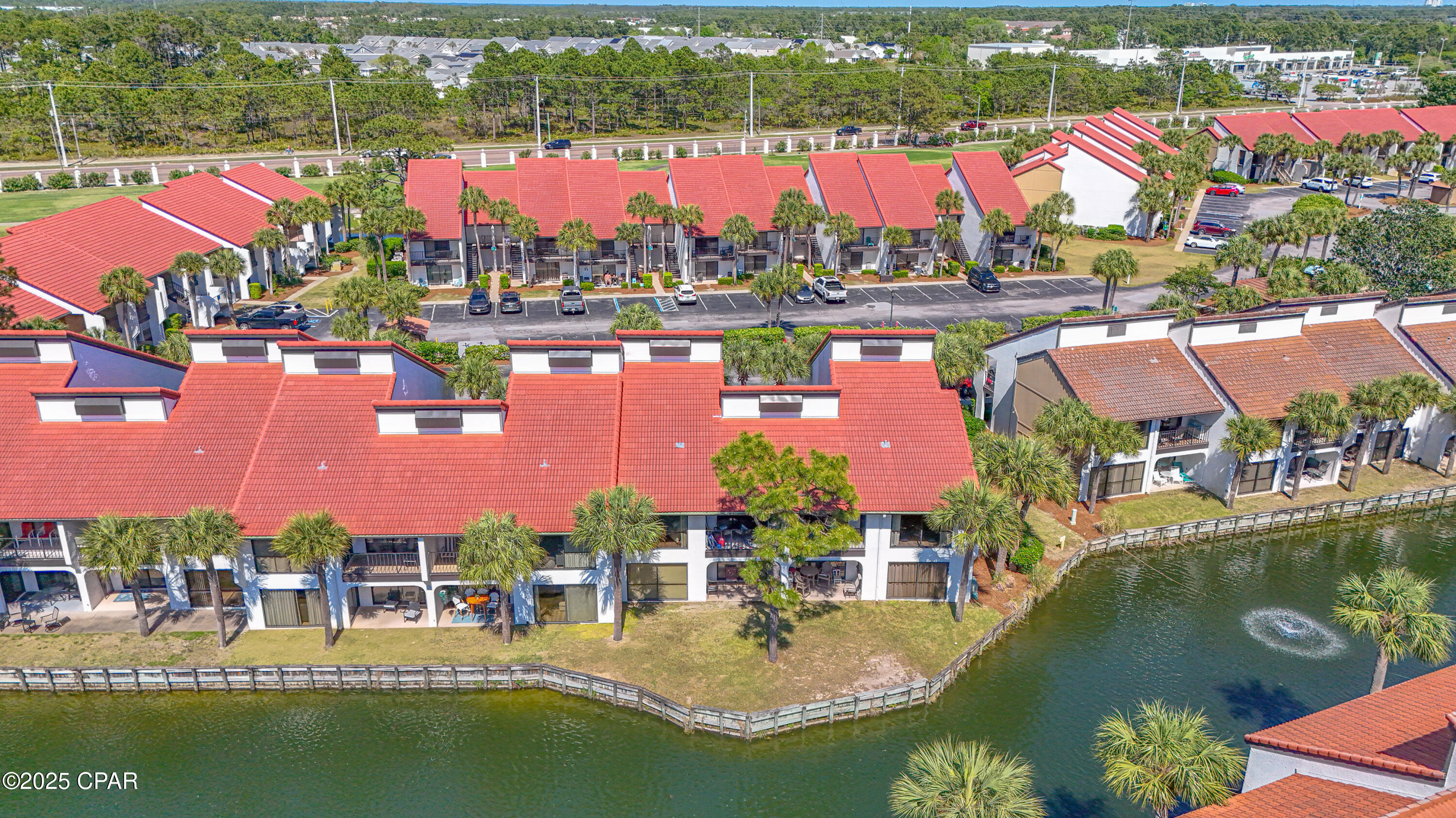 Edgewater Golf Villas V-C - Residential