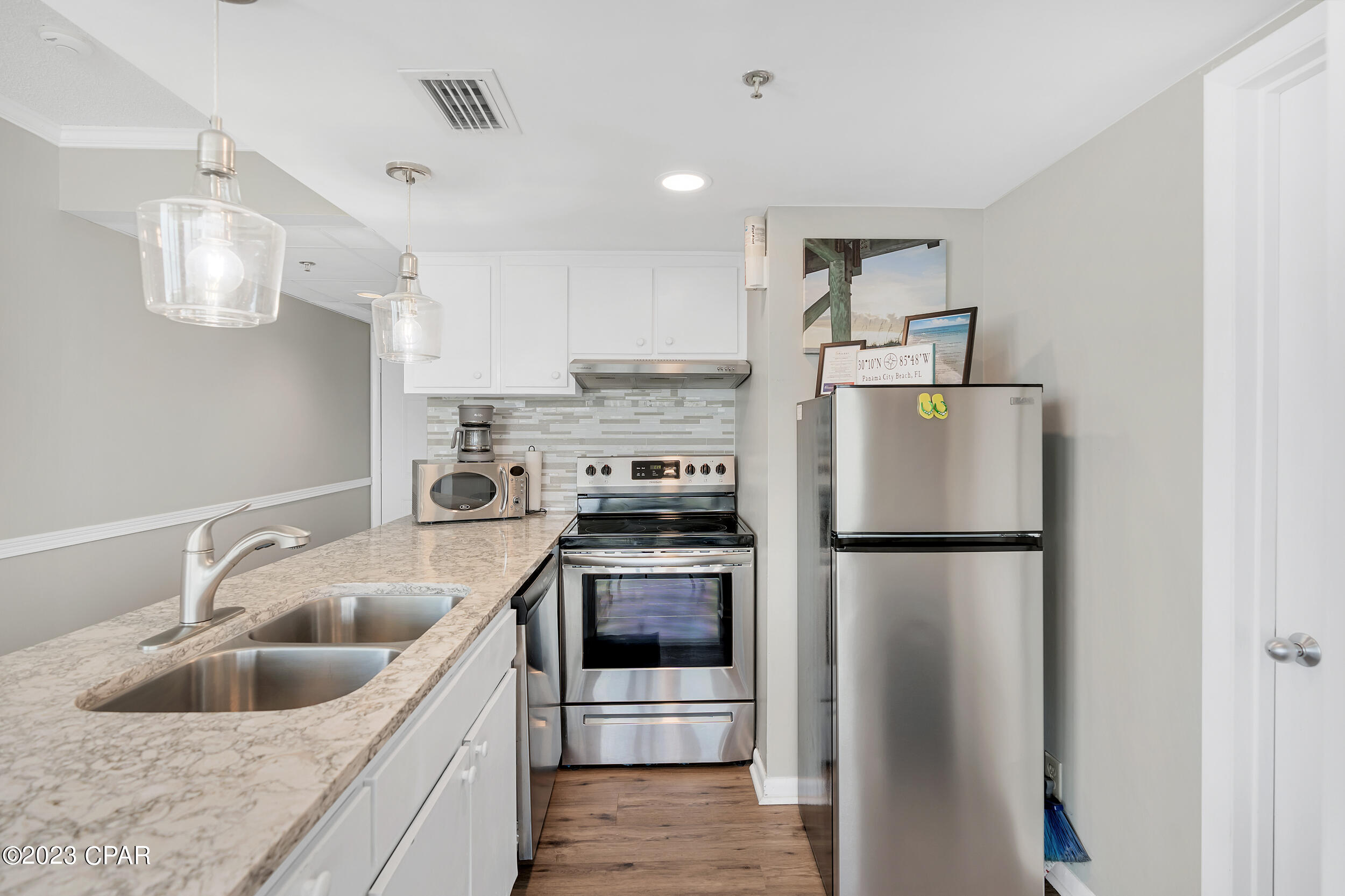 Sunbird Condo - Residential