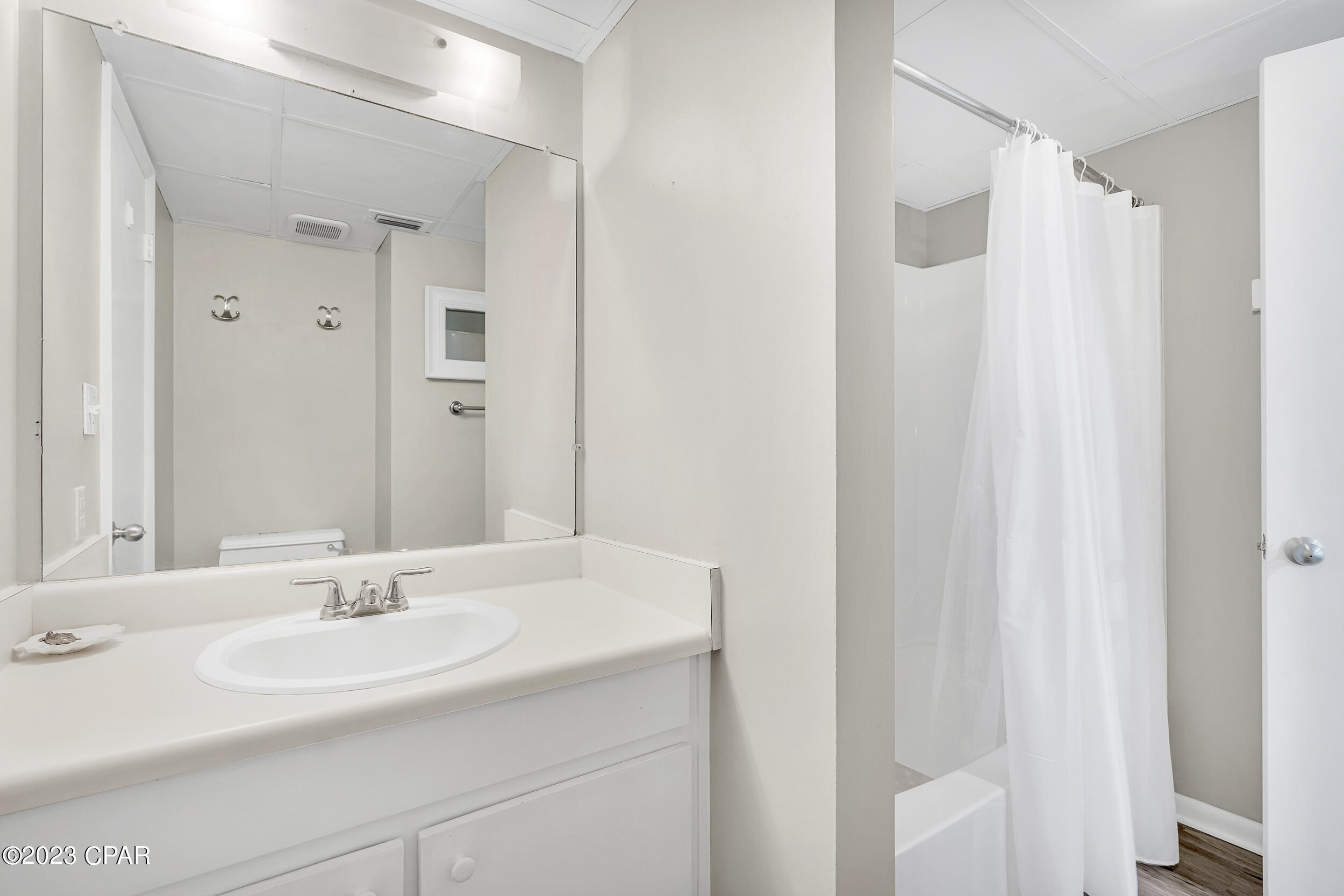 Sunbird Condo - Residential