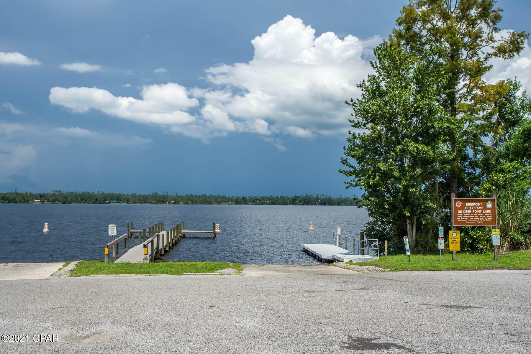 Deerpoint Estates - Residential