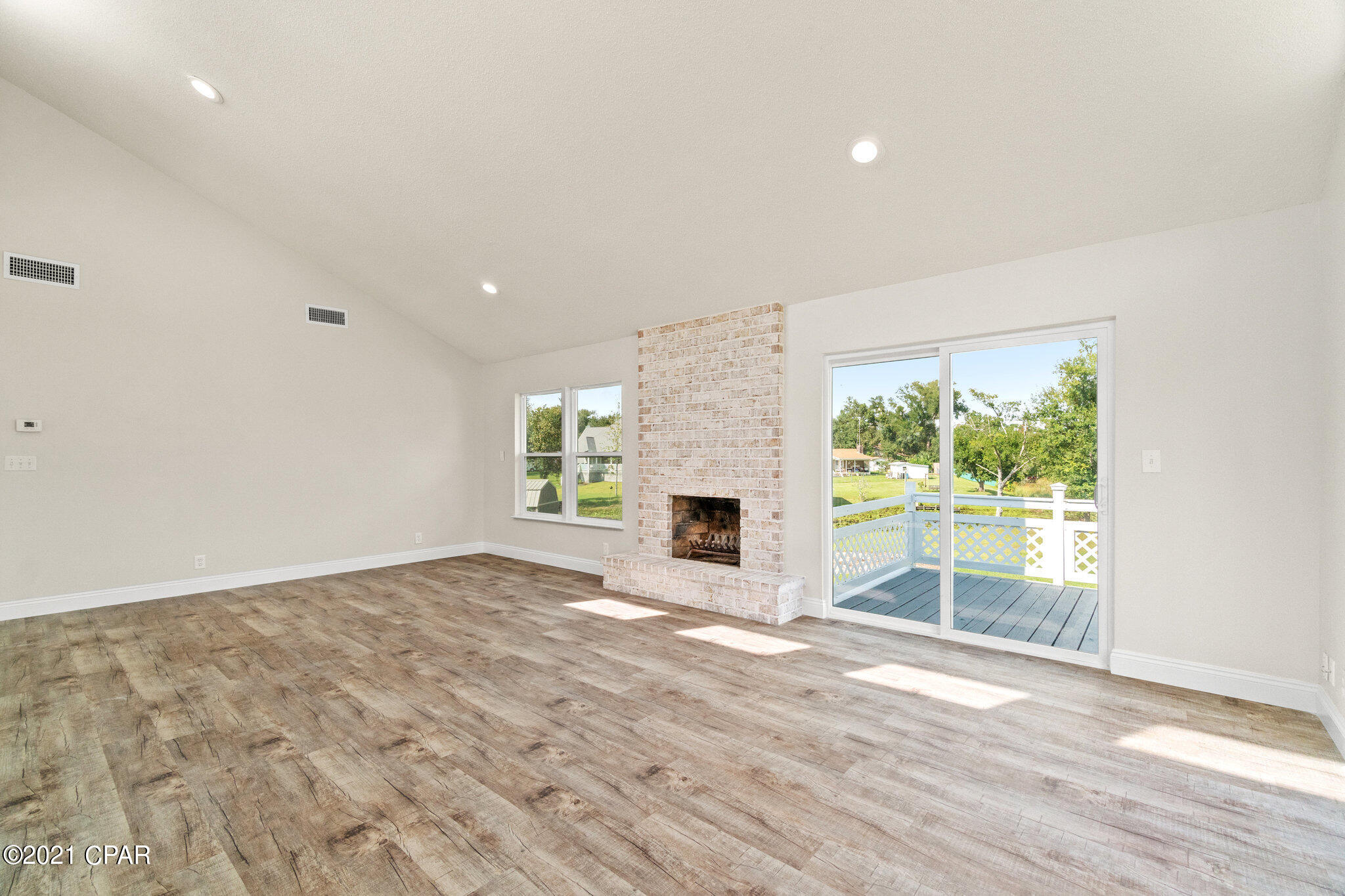 Deerpoint Estates - Residential