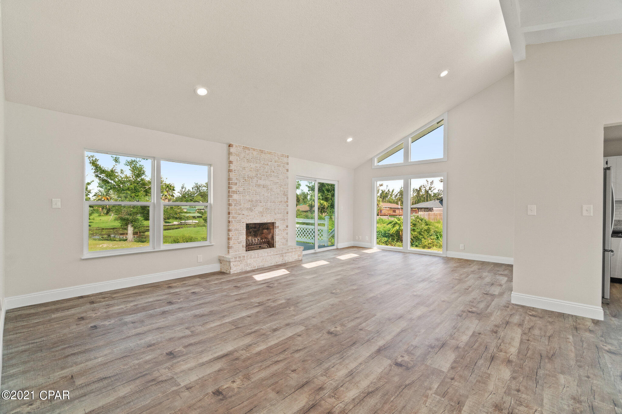 Deerpoint Estates - Residential