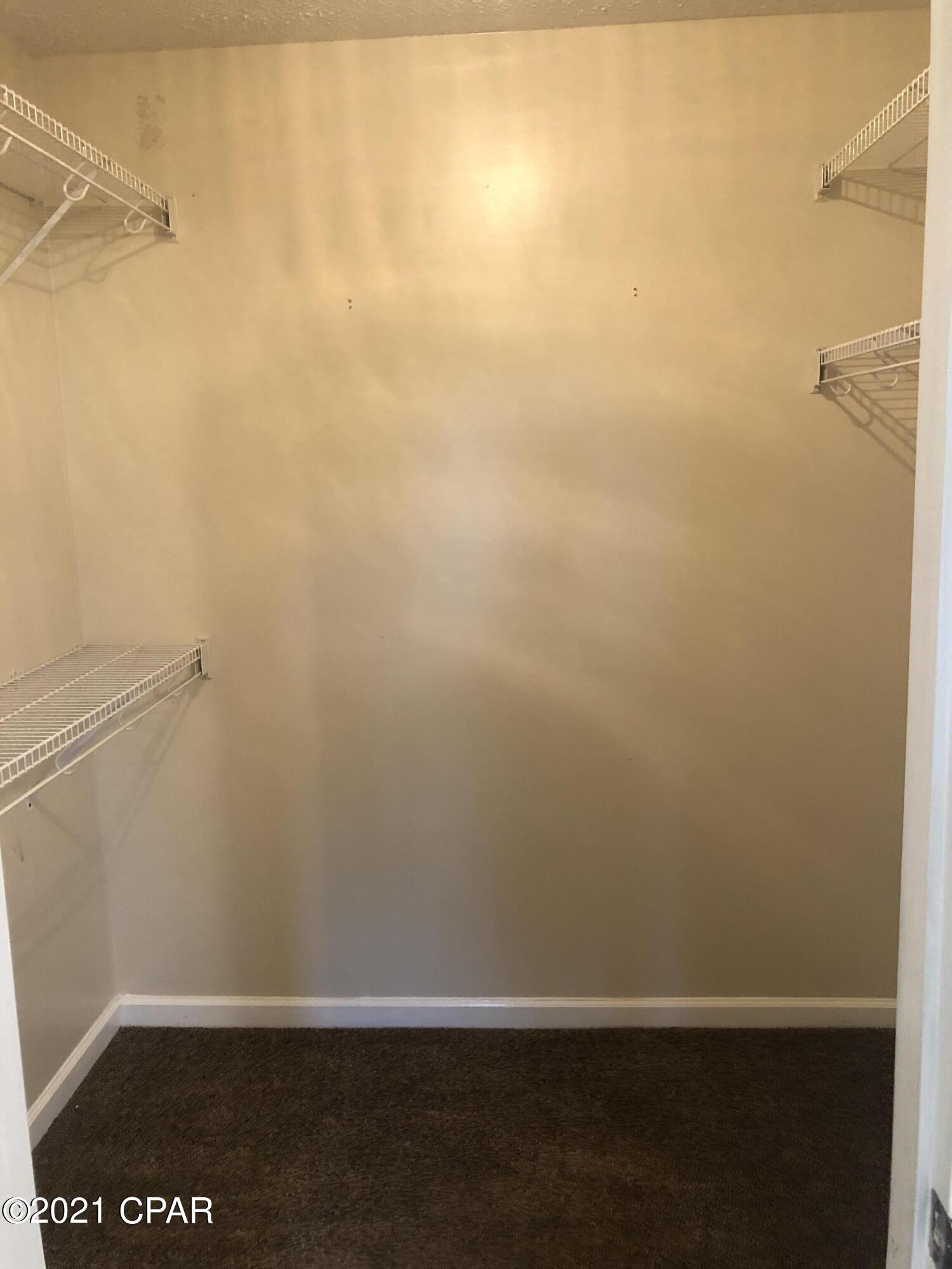 Hunters Trace Phase 1 - Residential