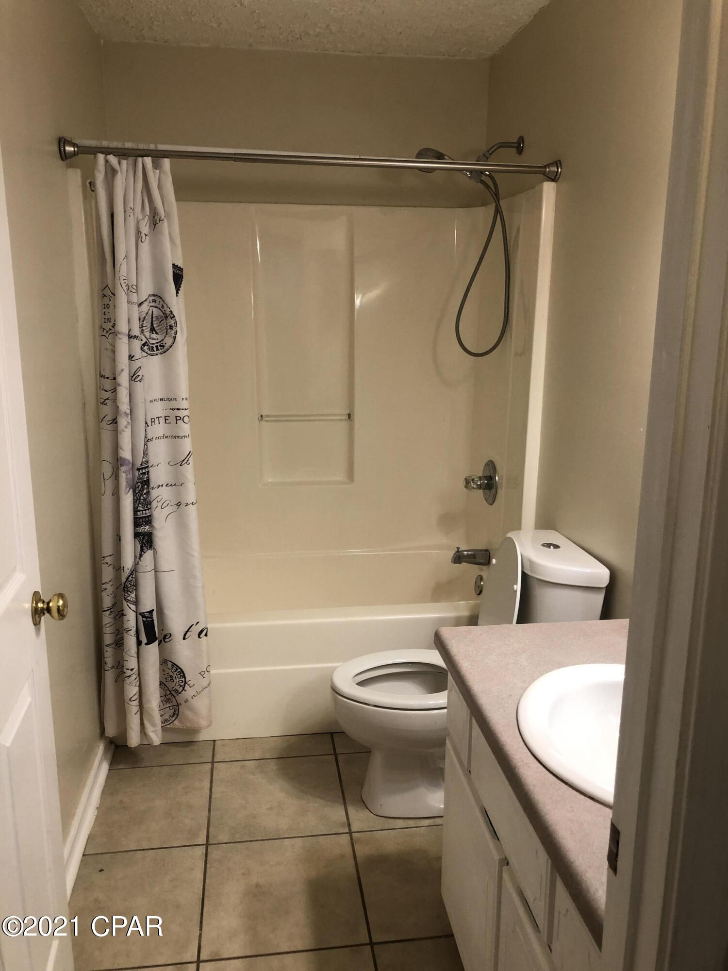 Hunters Trace Phase 1 - Residential