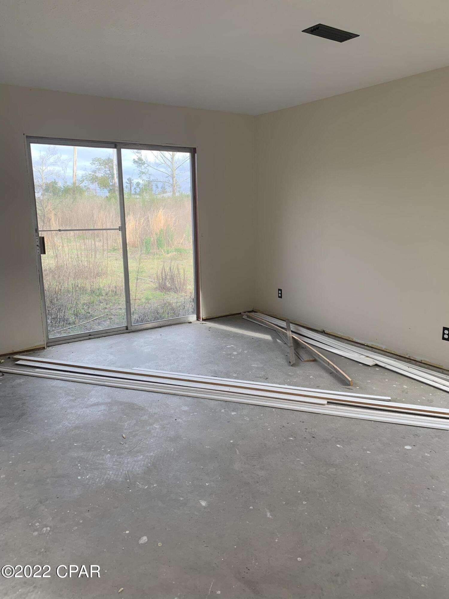 College Point Est U-1 - Residential