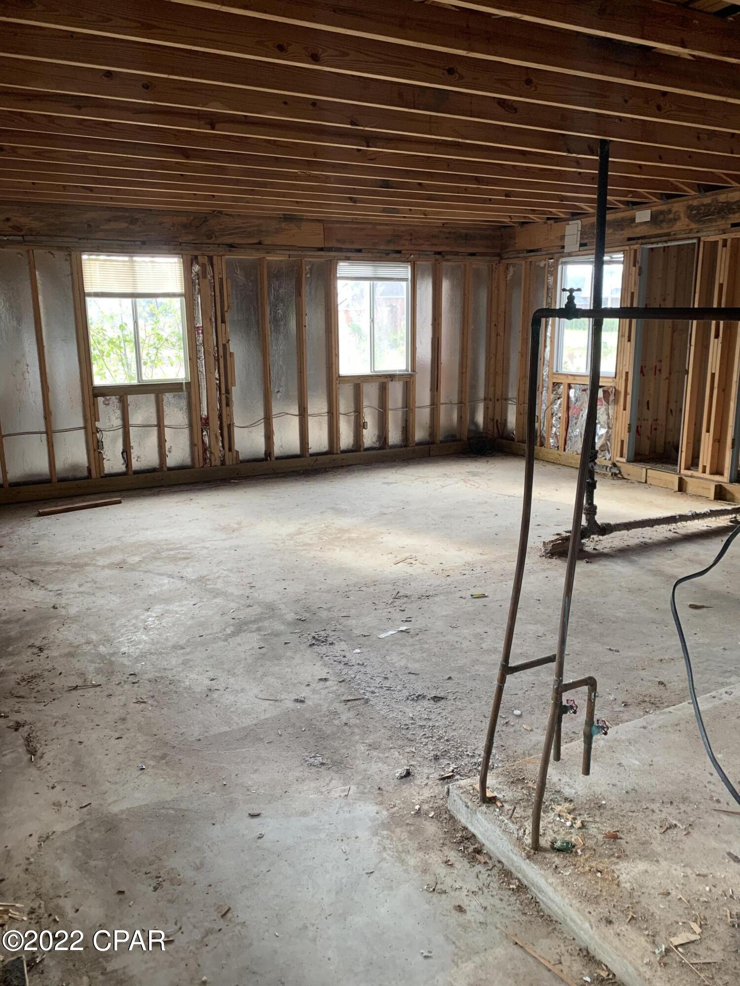 College Point Est U-1 - Residential