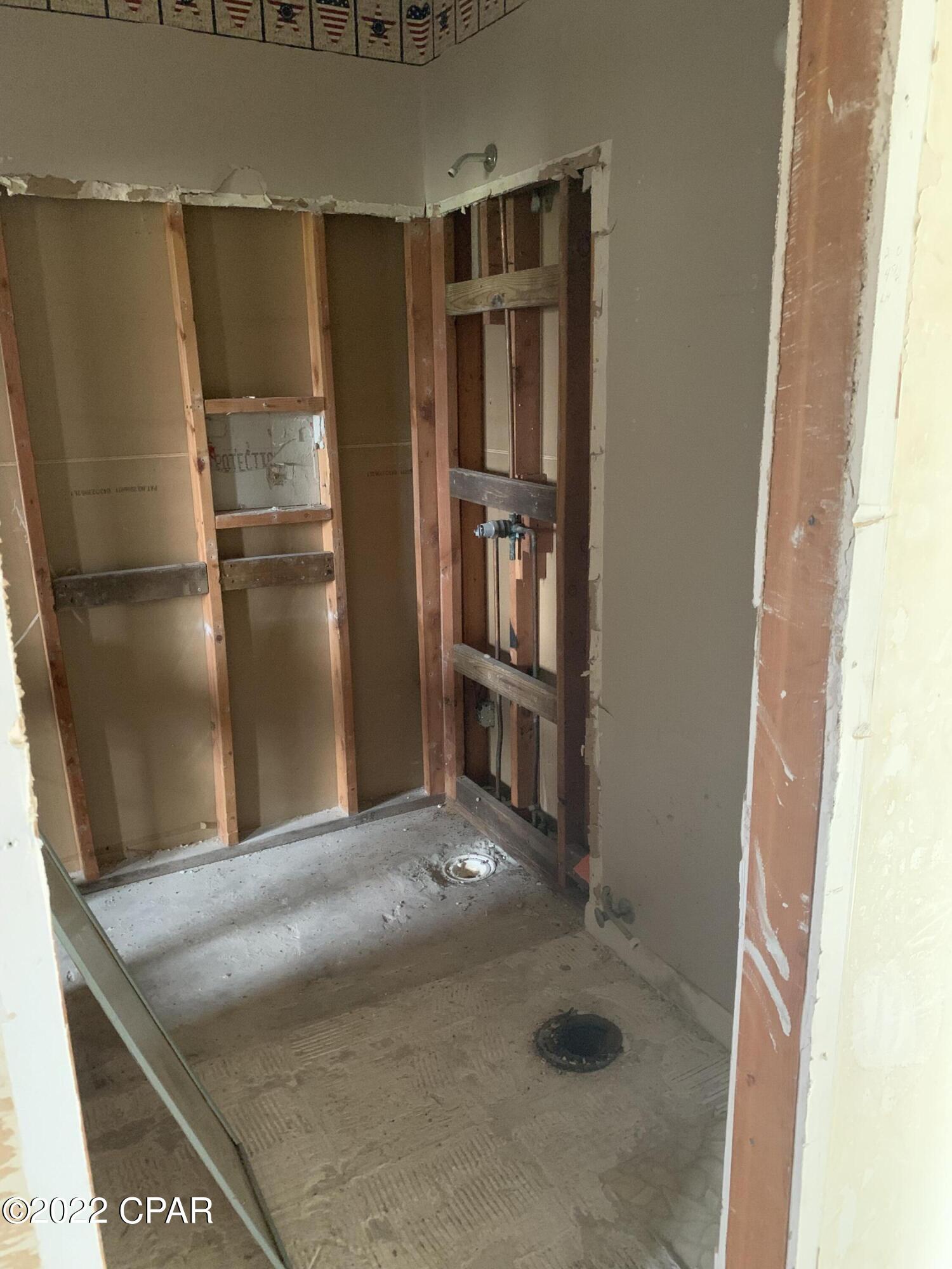 College Point Est U-1 - Residential