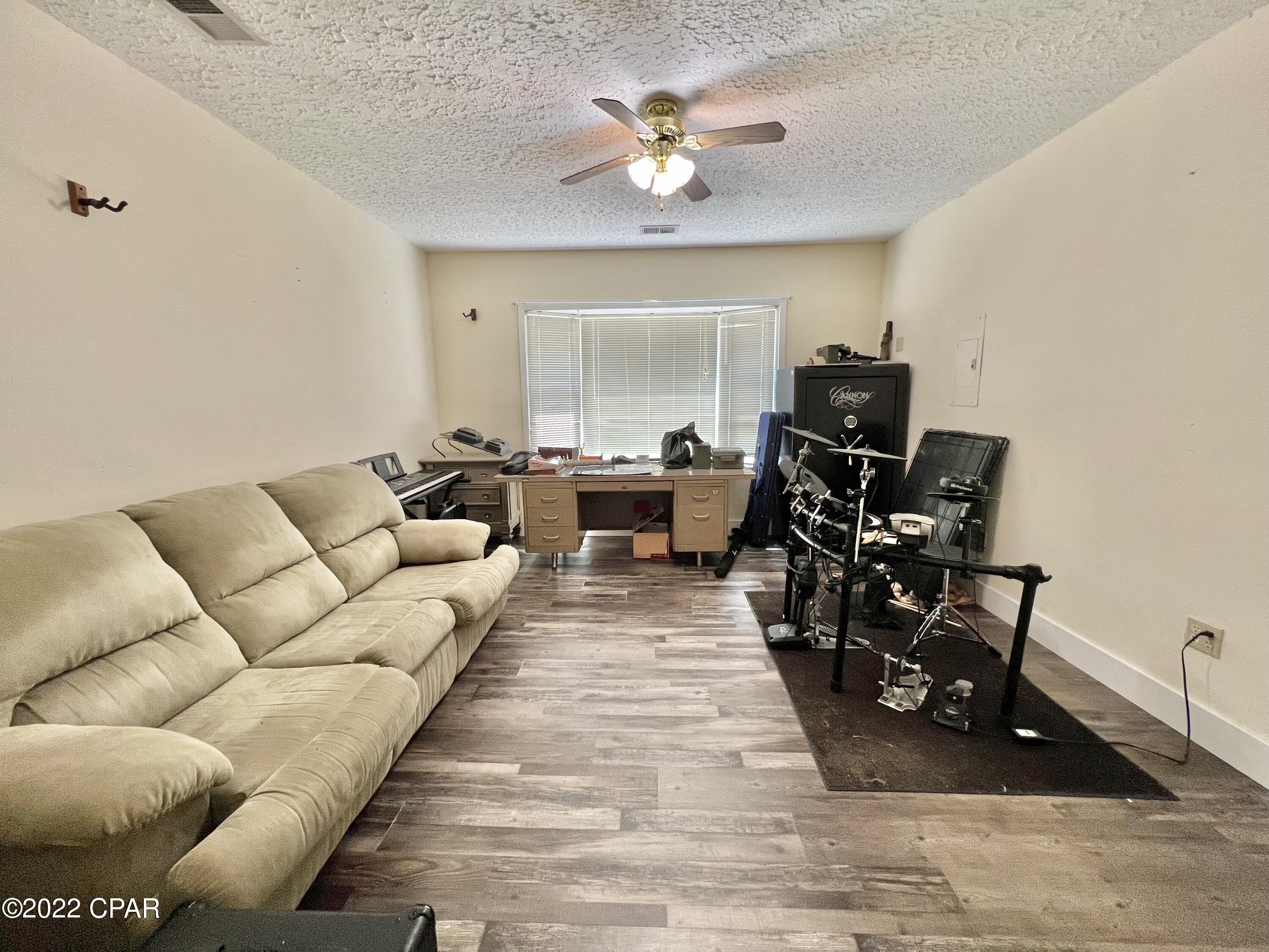 Pine Forest Est Ph 3 - Residential