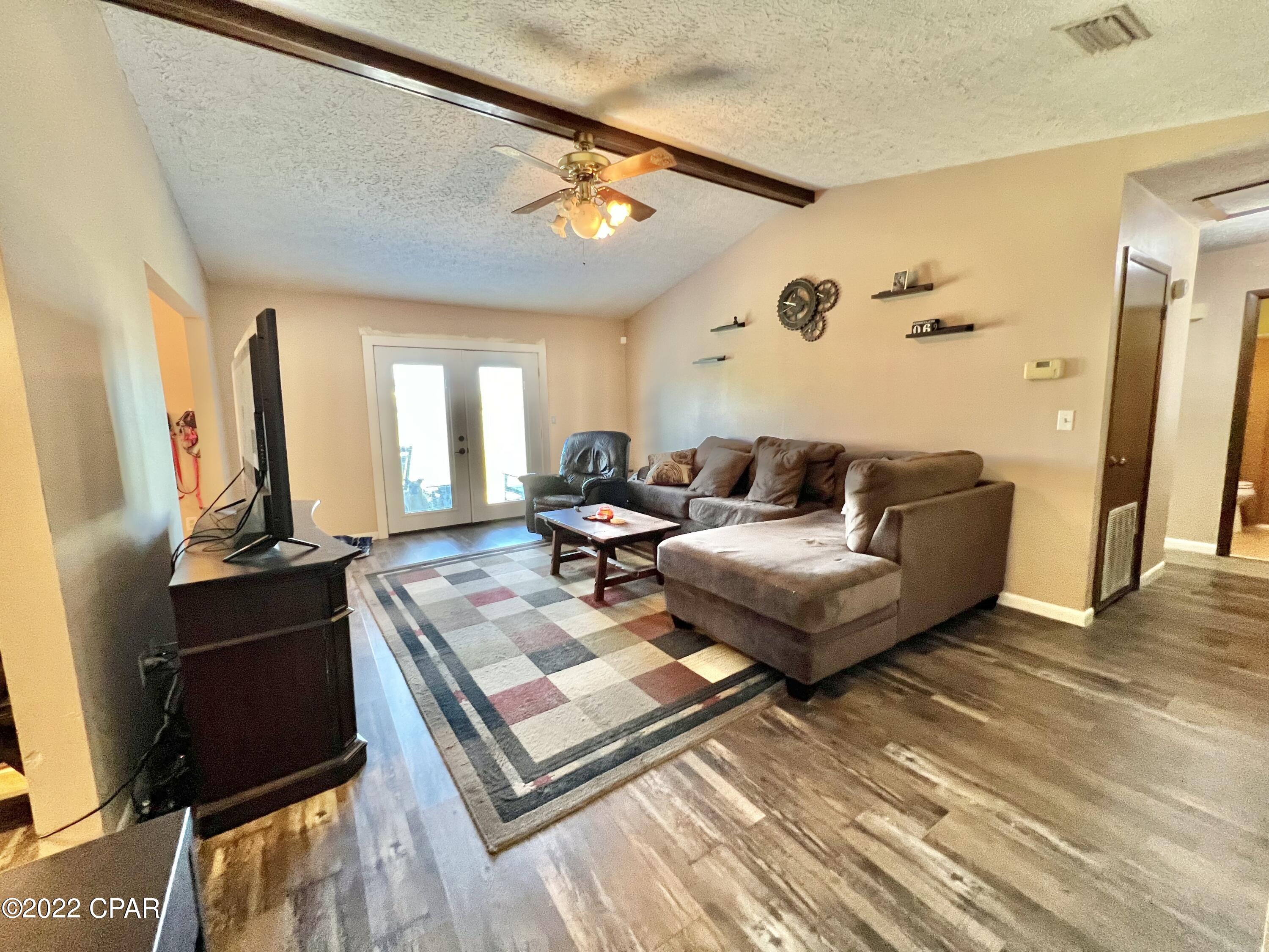 Pine Forest Est Ph 3 - Residential