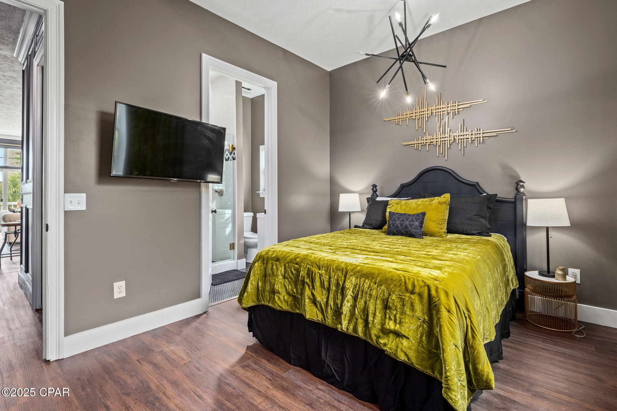 Long Beach 3rd - Residential