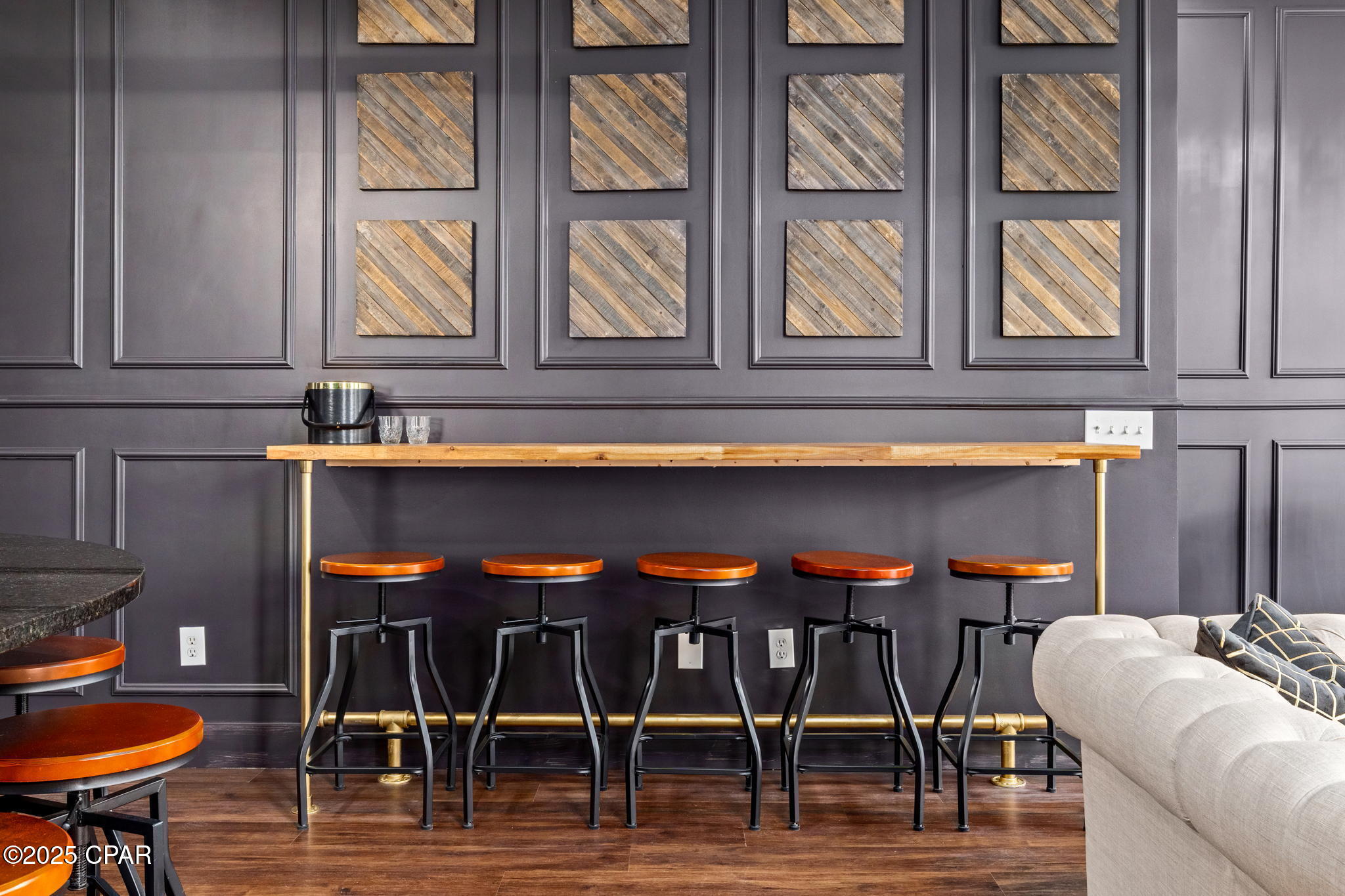 Long Beach 3rd - Residential