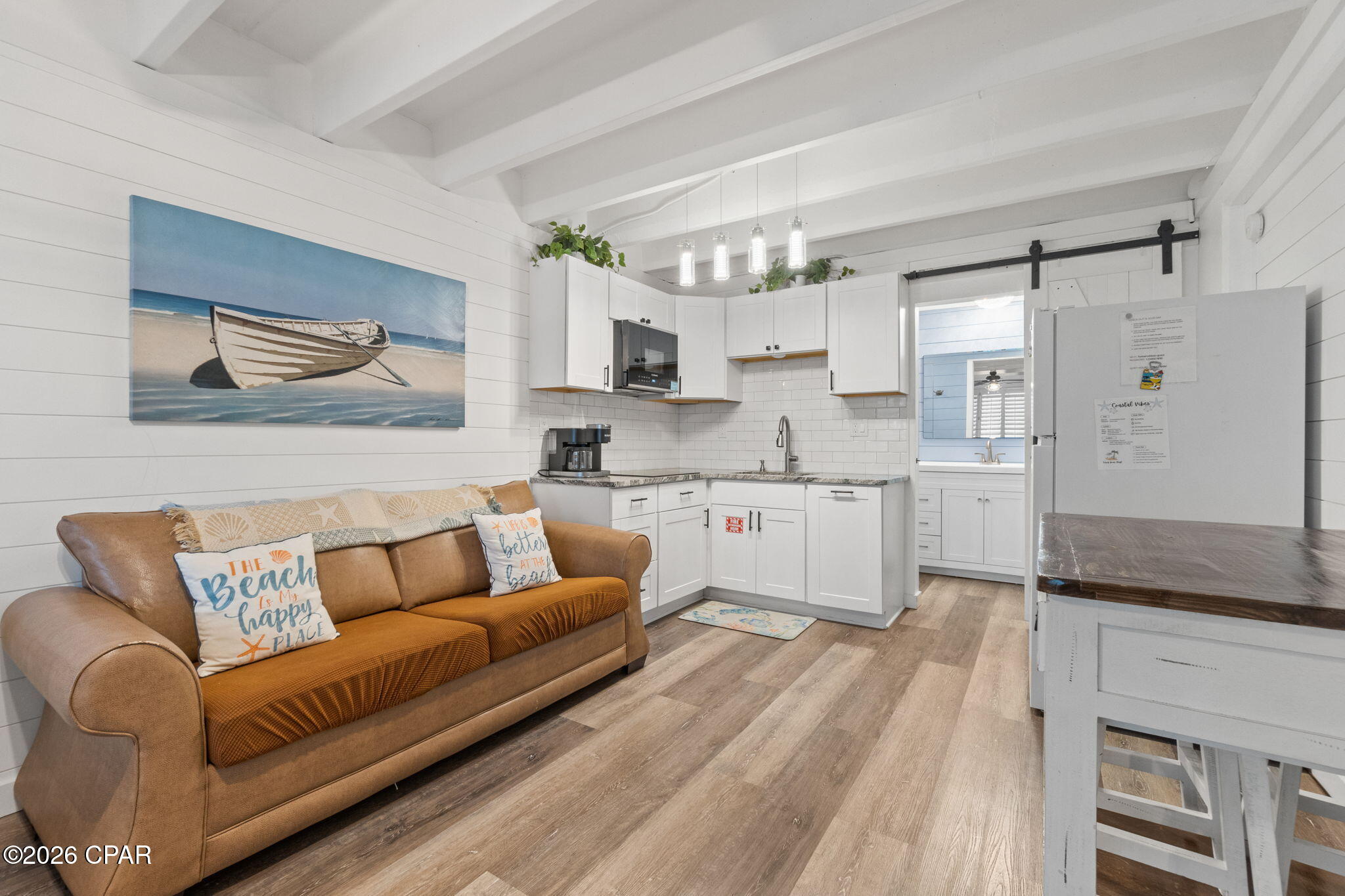 Fontainebleau Terrace - Residential