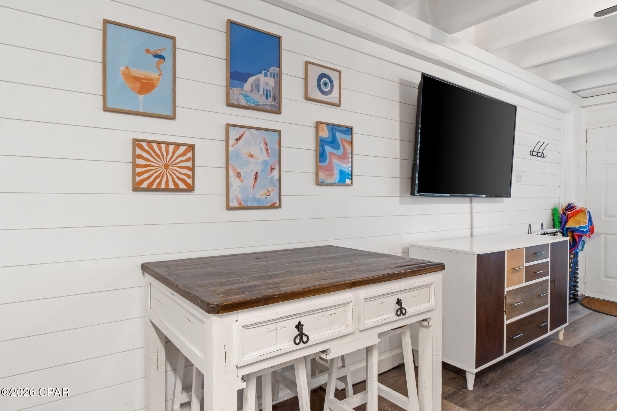 Fontainebleau Terrace - Residential