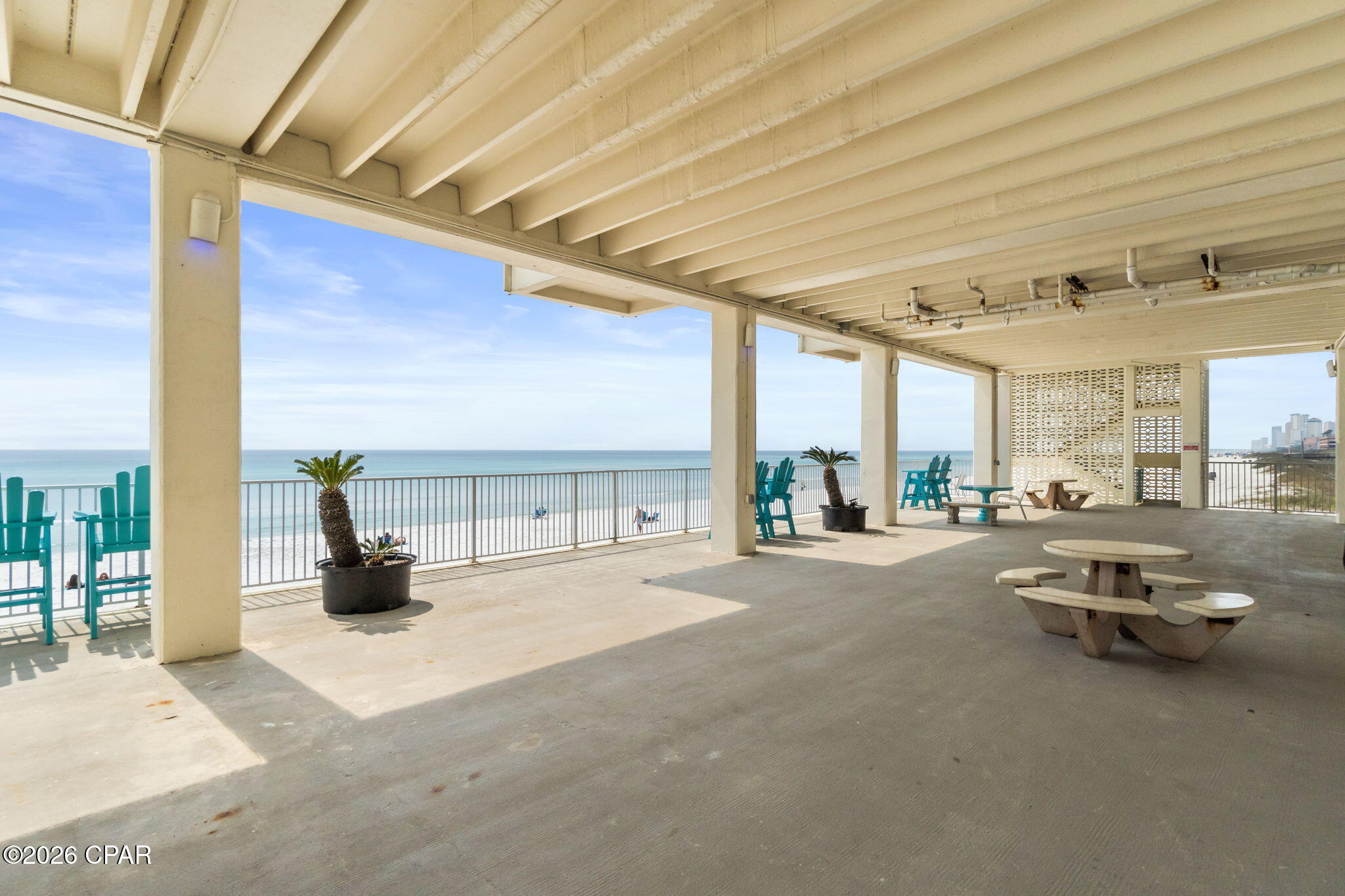 Fontainebleau Terrace - Residential