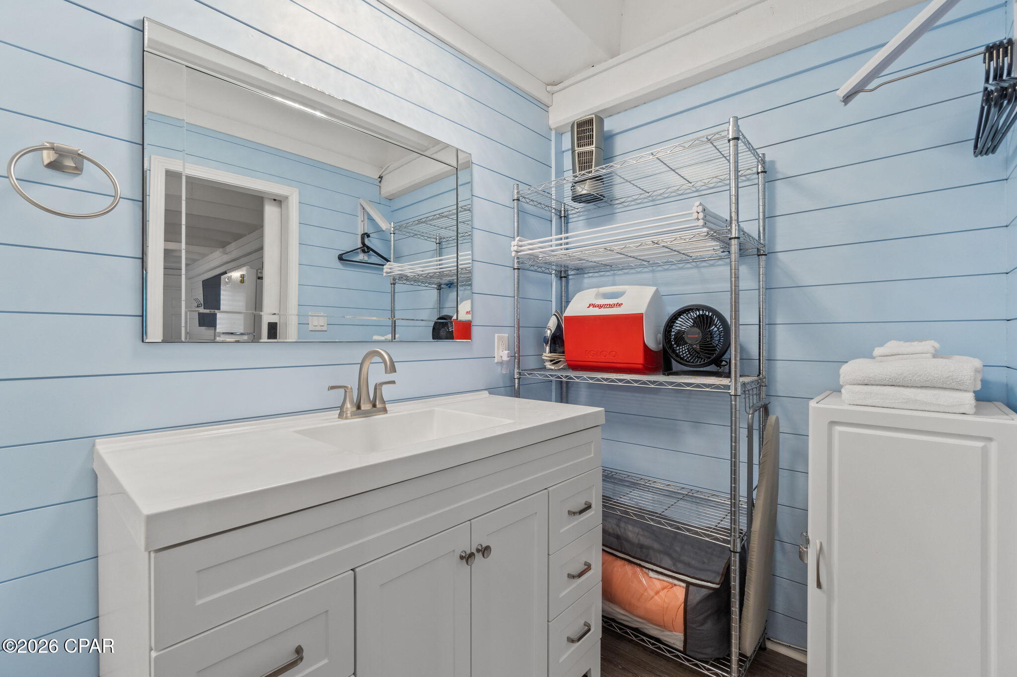 Fontainebleau Terrace - Residential