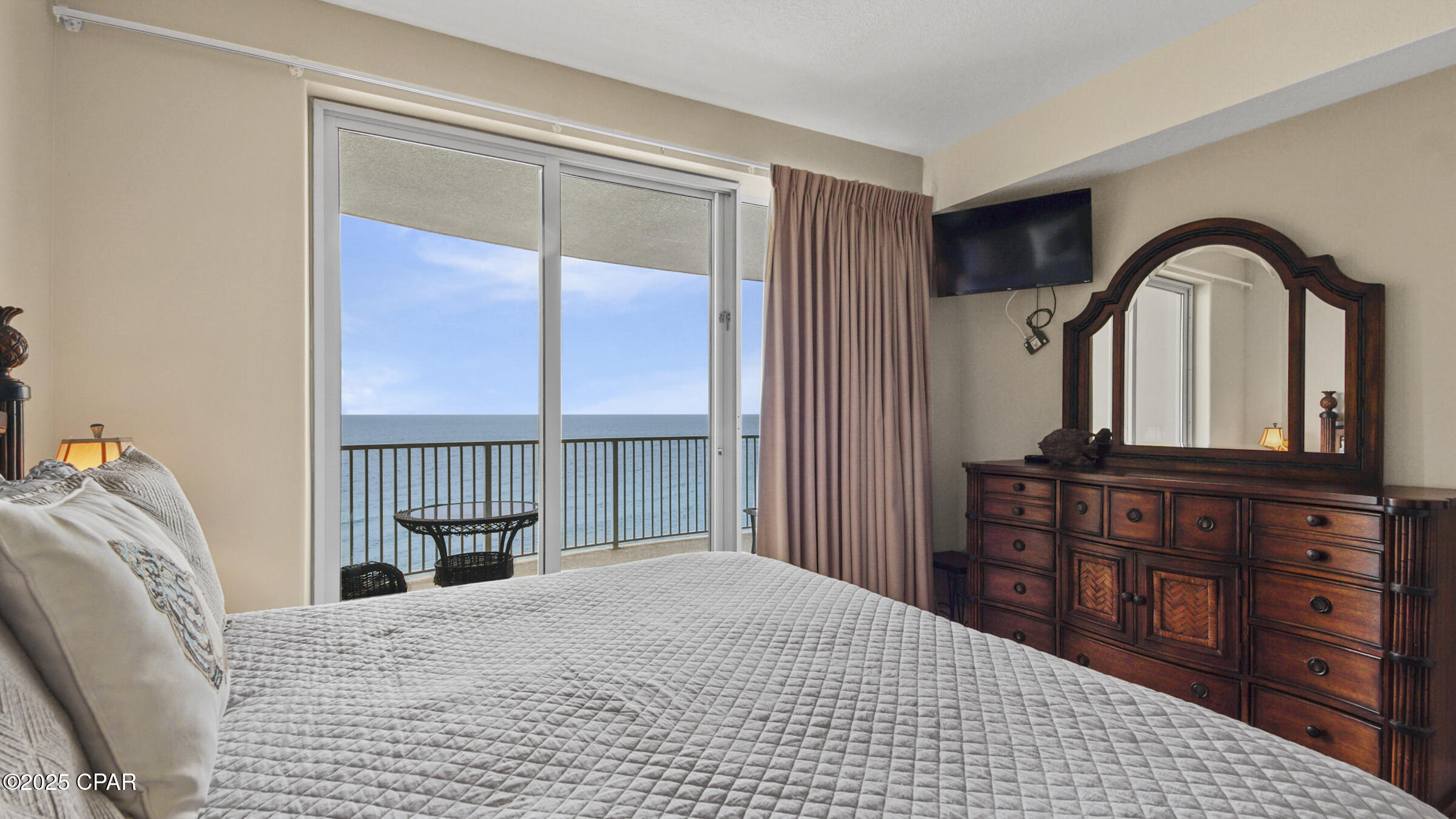 Emerald Isle - Residential