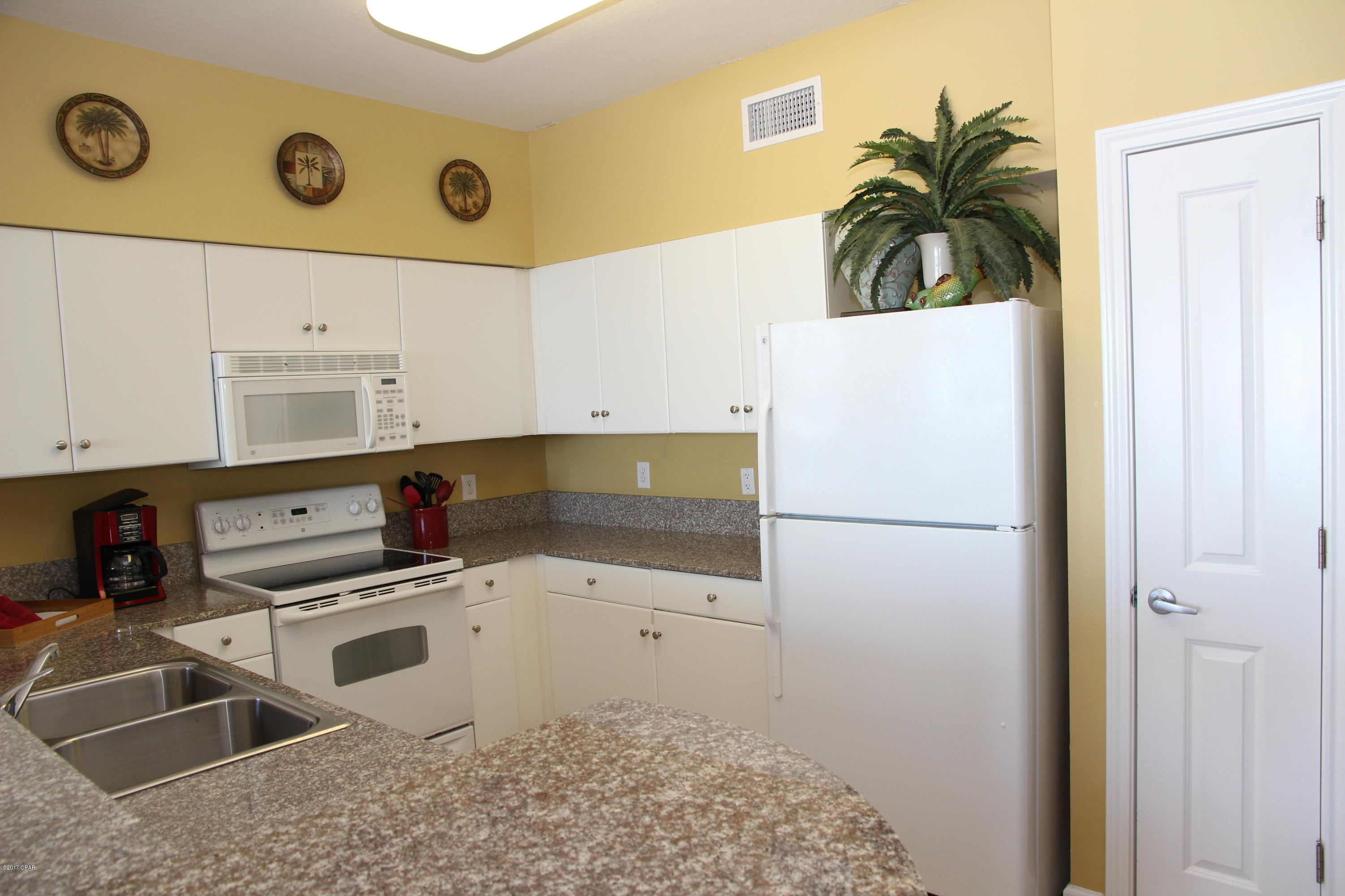 Shores Of Panama Phase I - Residential