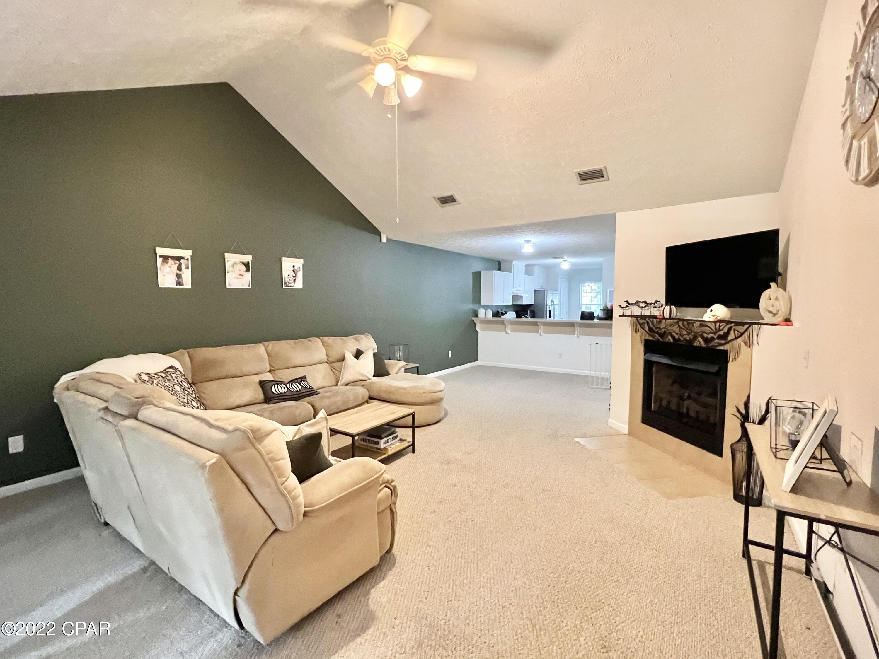 Summer Lace - Residential