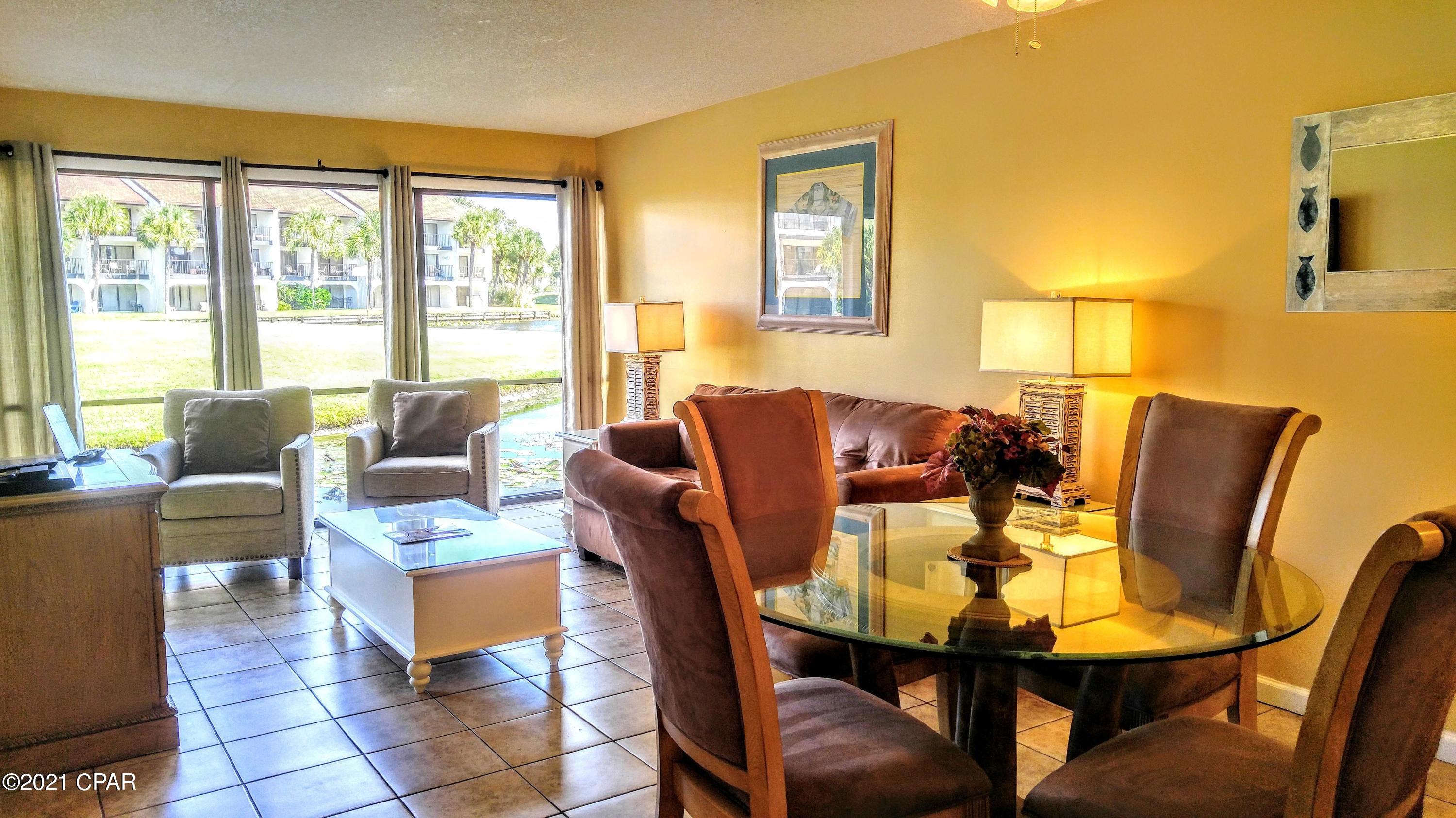 Edgewater Golf Villas 1 - Residential