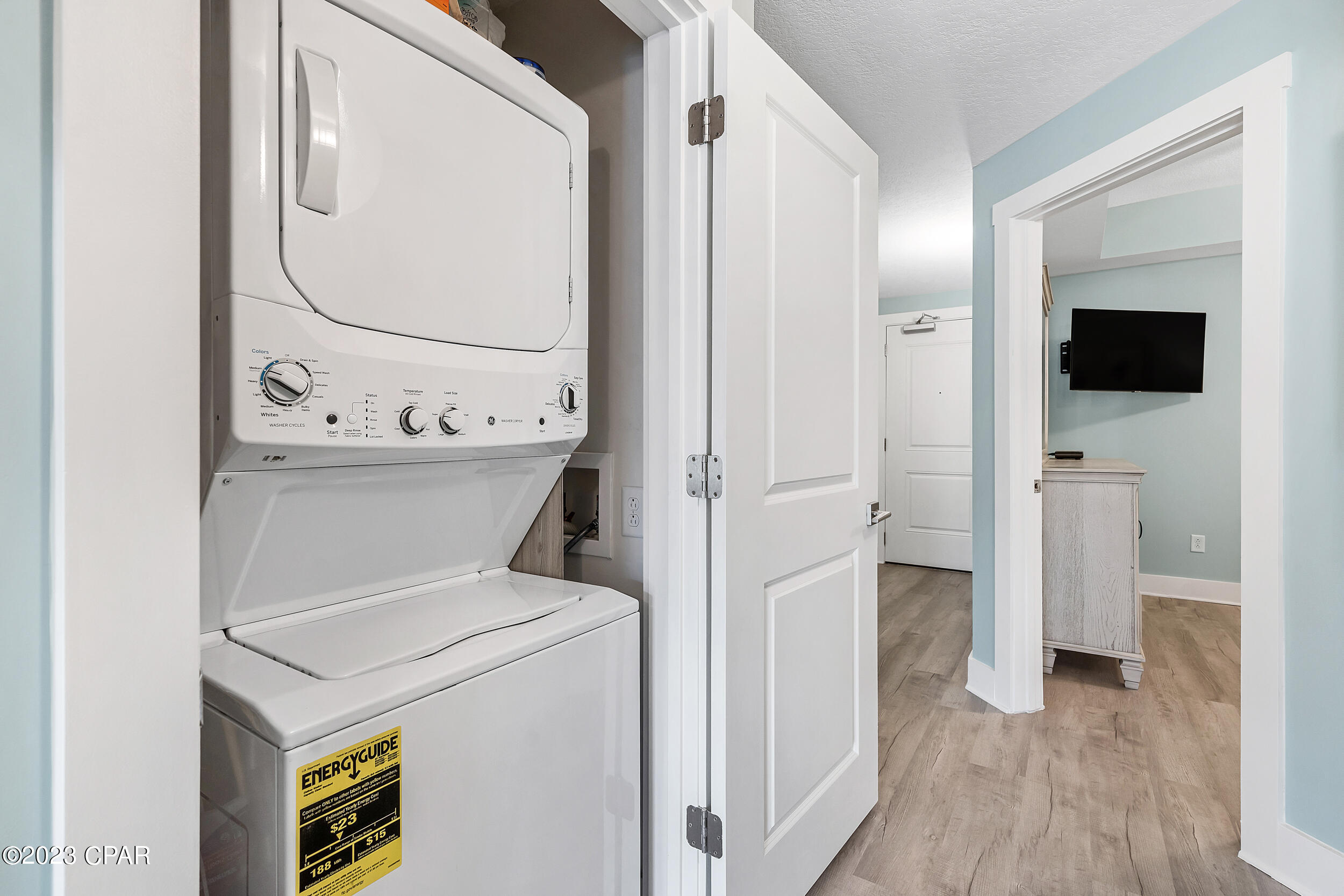 Calypso Towers III - Residential