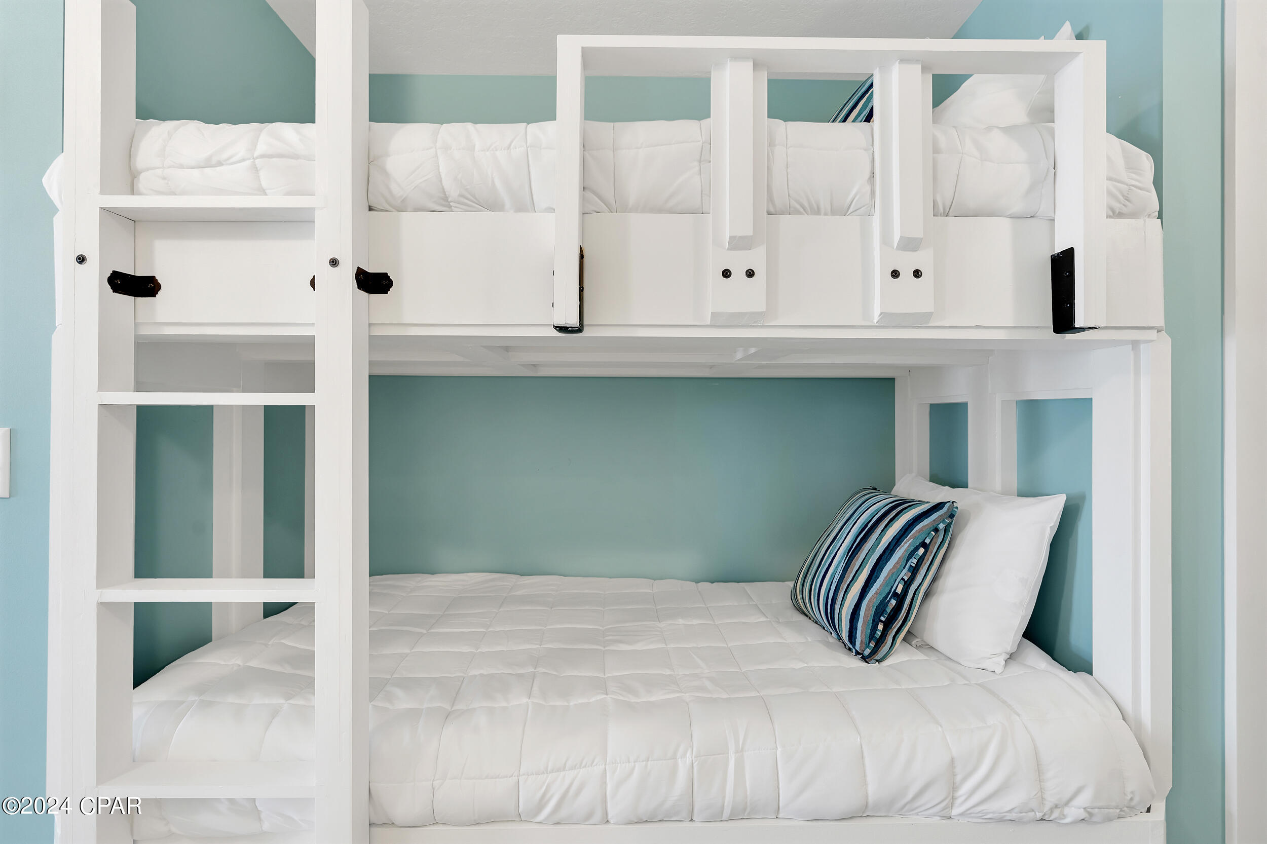 Calypso Towers III - Residential