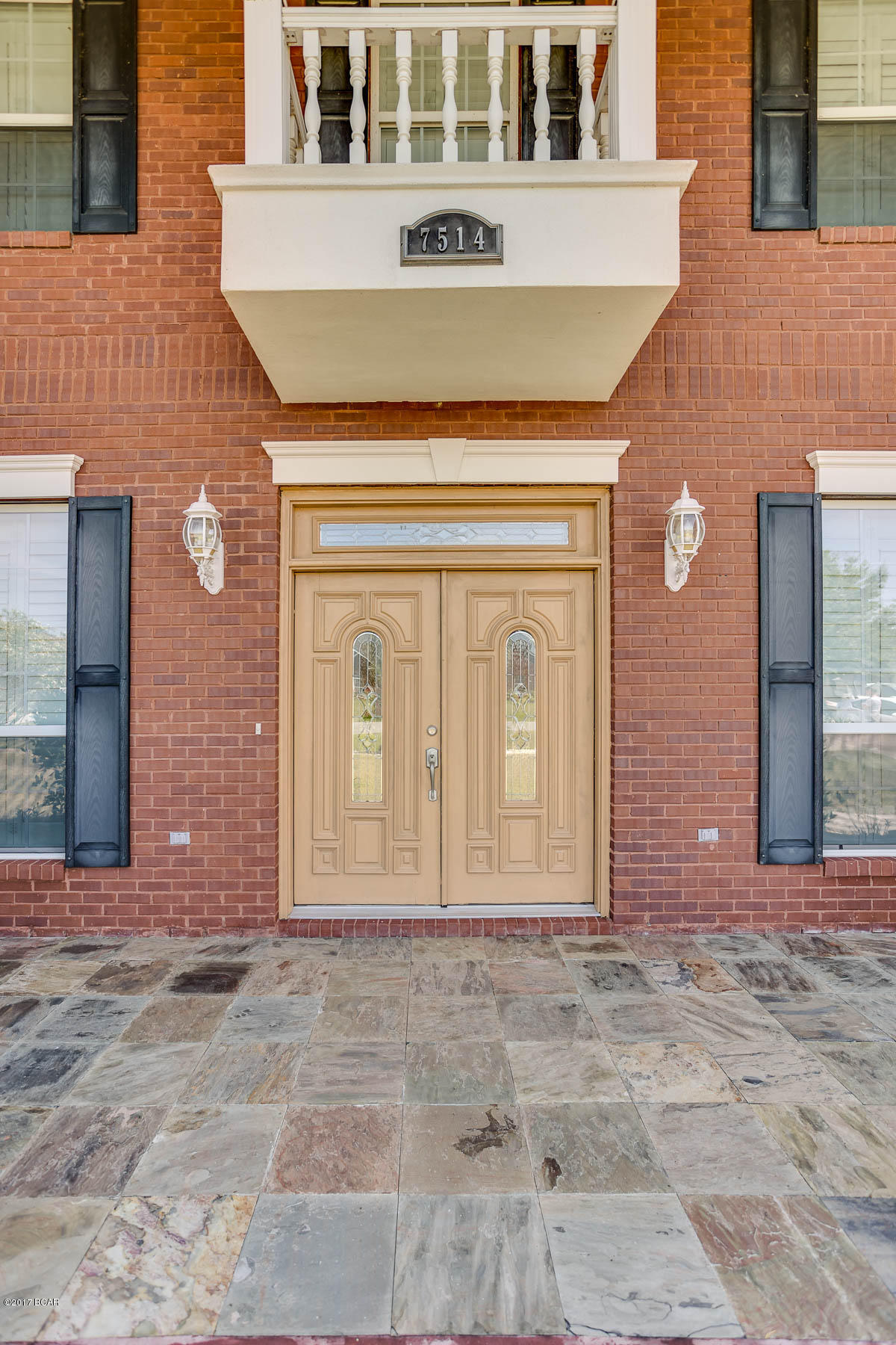 Kirkland Manor - Residential