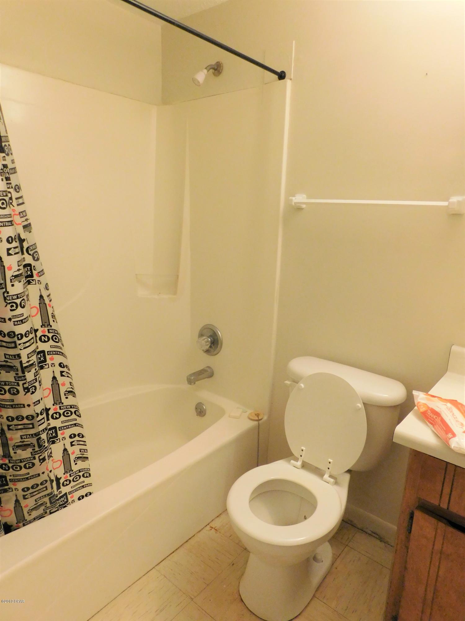 Belaire Estates U-4 - Residential