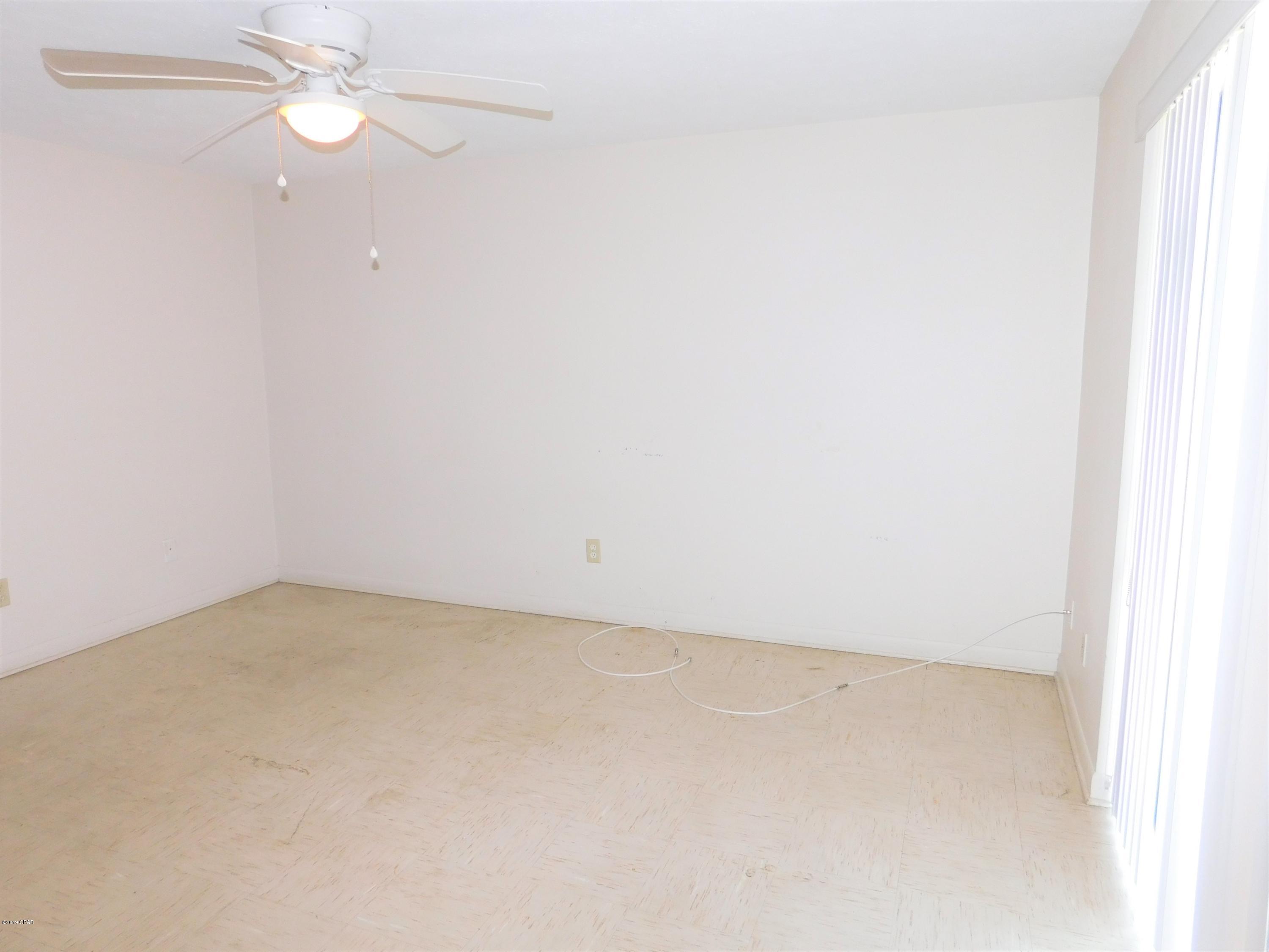 Belaire Estates U-4 - Residential