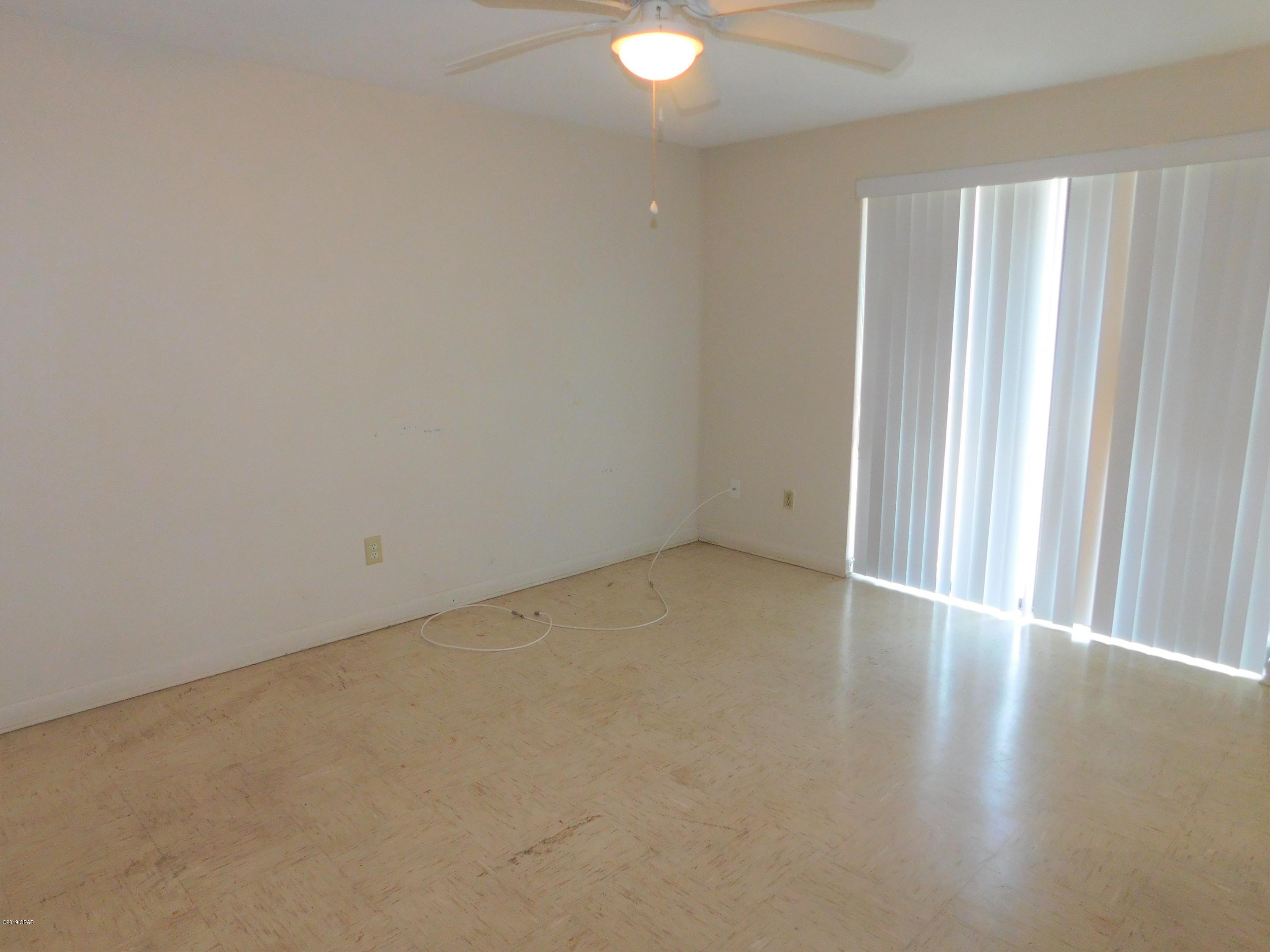 Belaire Estates U-4 - Residential