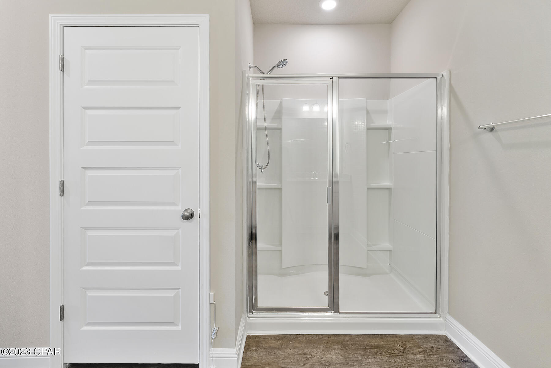 Emerald Cove Villas - Residential Lease