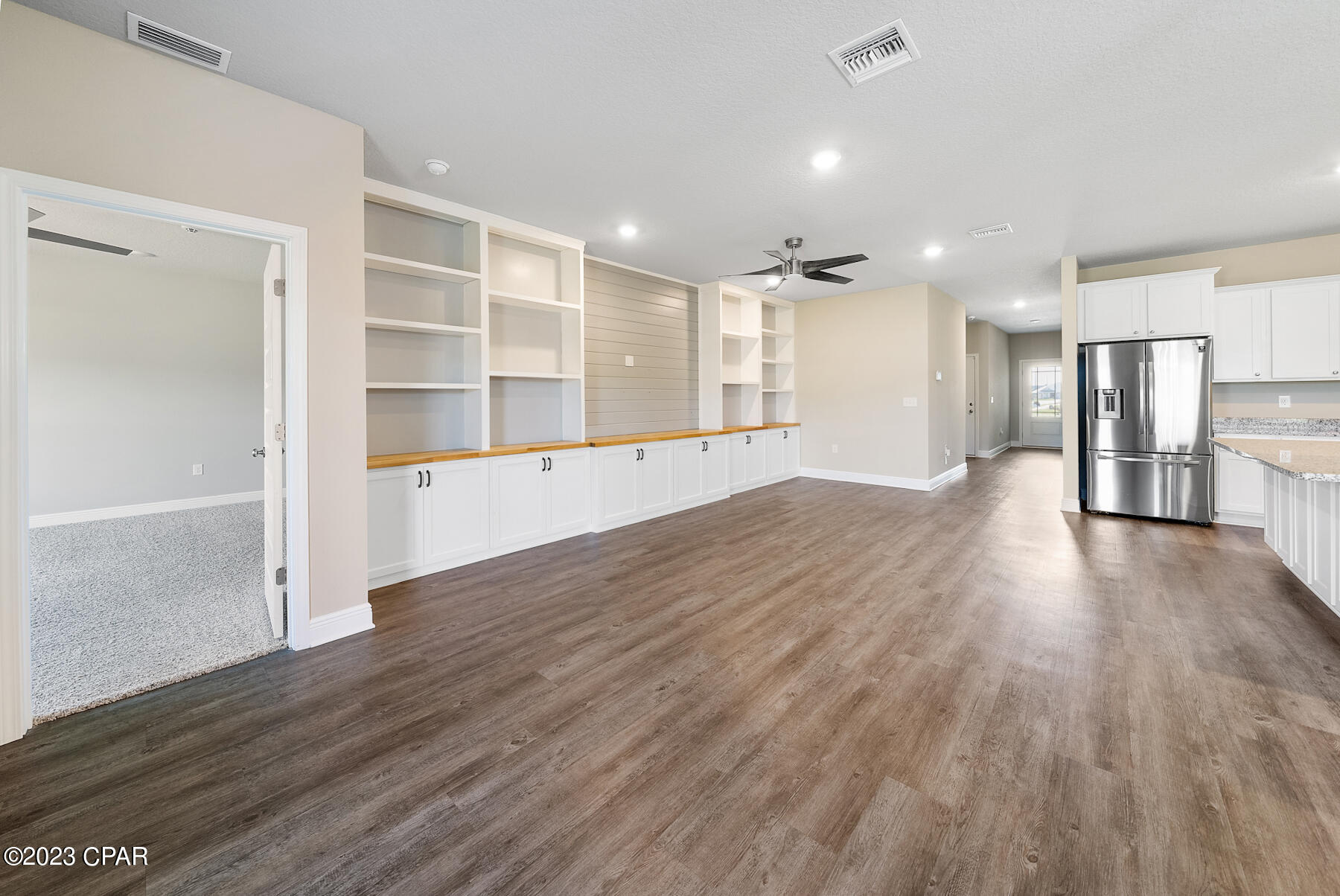 Emerald Cove Villas - Residential Lease