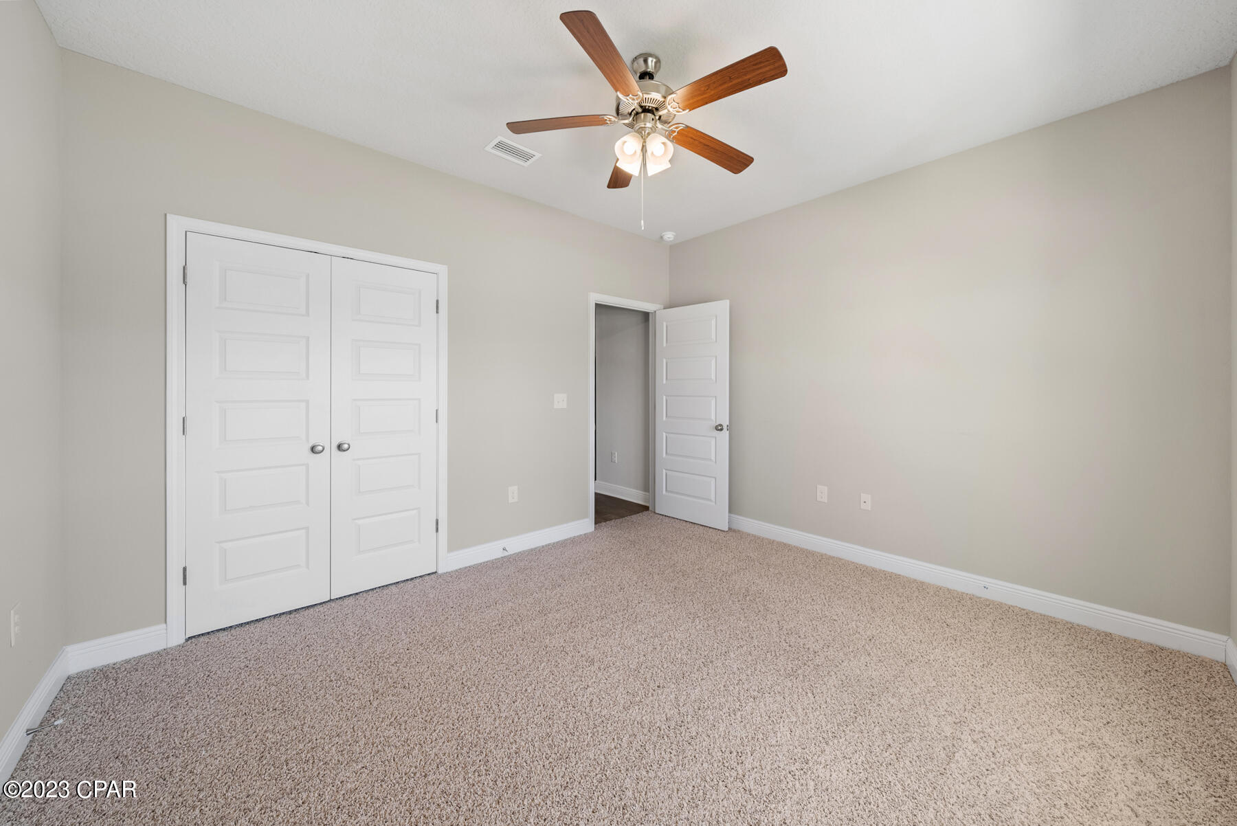 Emerald Cove Villas - Residential Lease