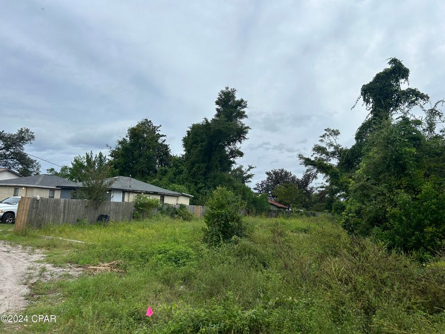 Builder special! Nestled at the end of a no-through street, this vacant lot is ready for a home.