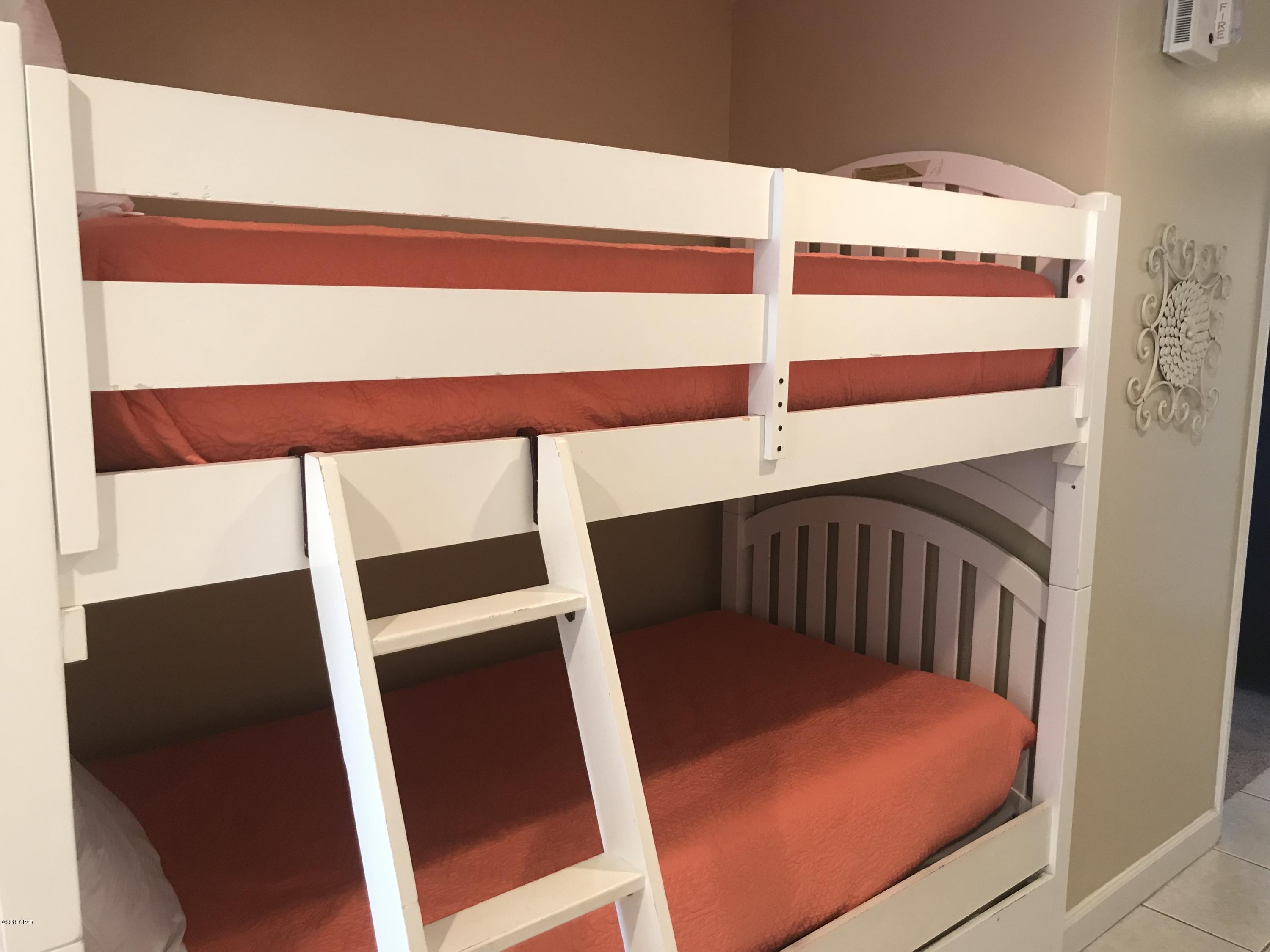 Splash Condo - Residential