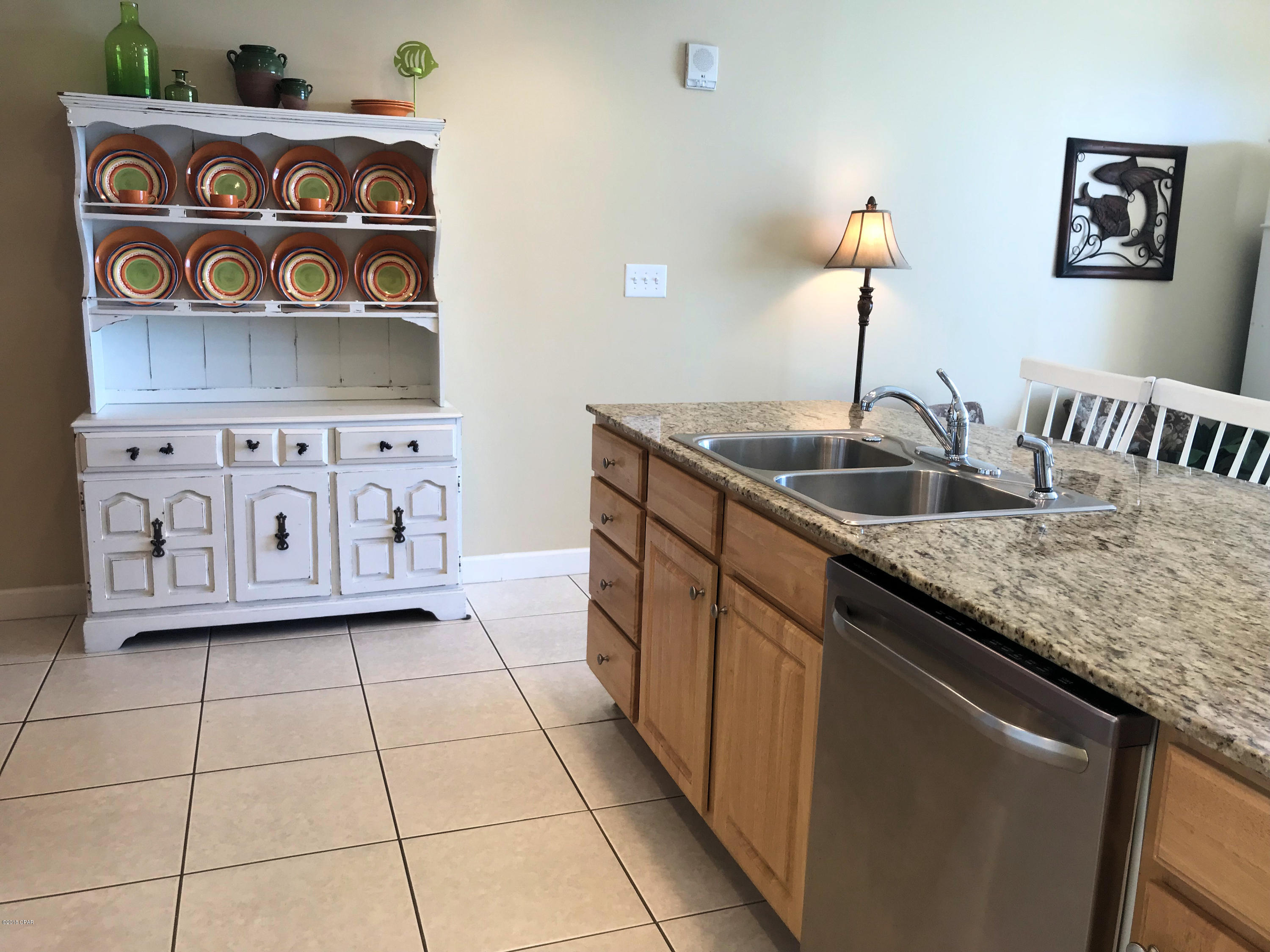 Splash Condo - Residential