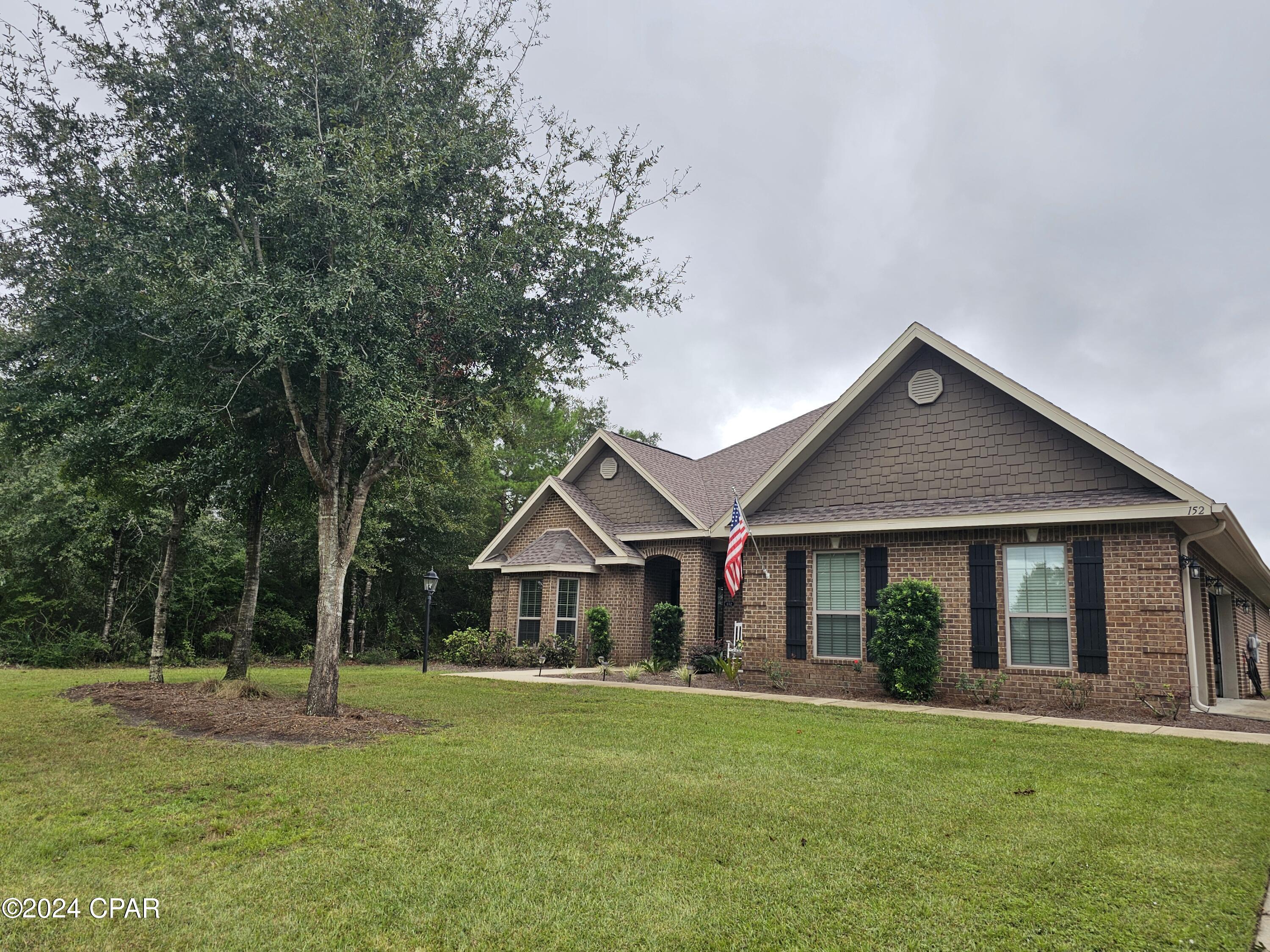 Lake Merial - Residential