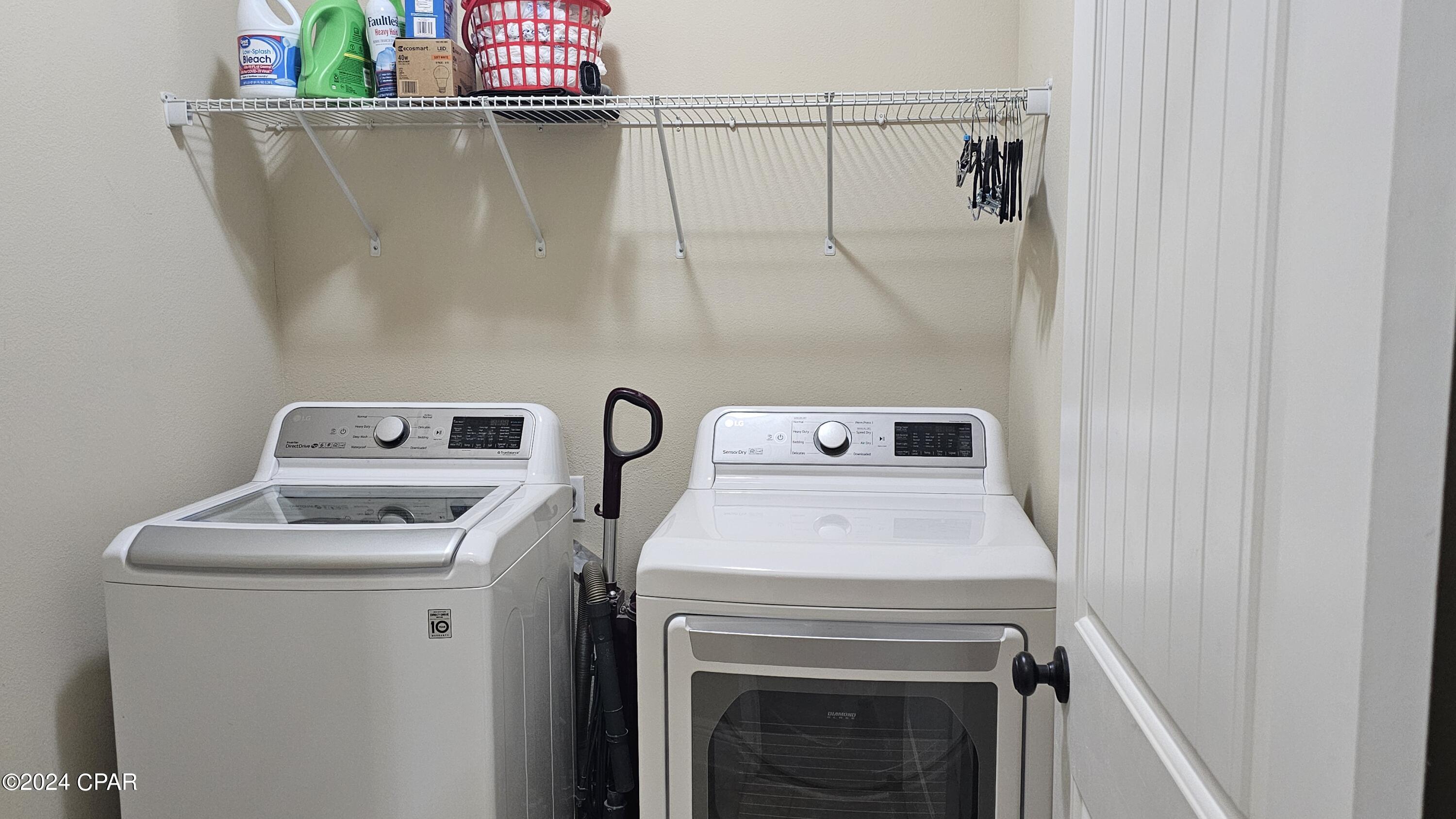 Lake Merial - Residential