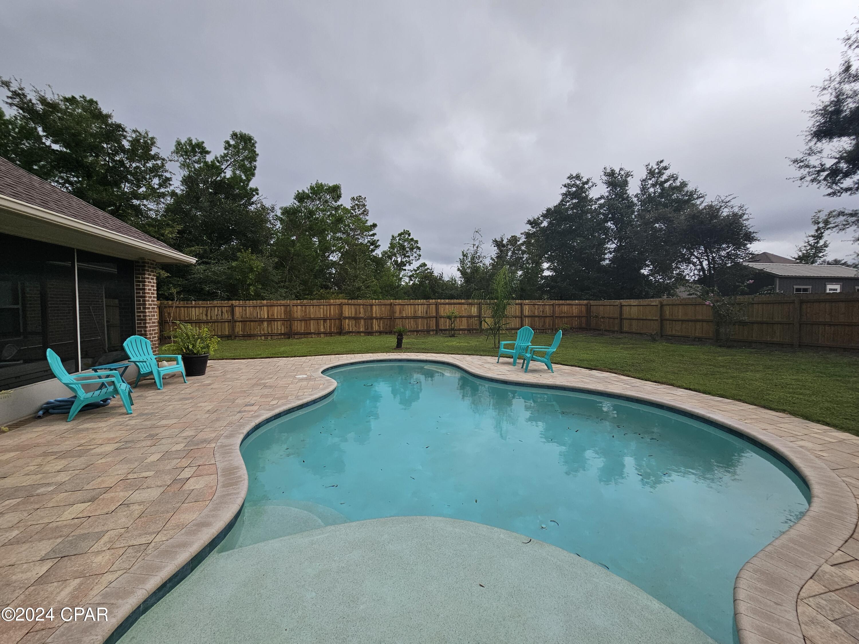 Lake Merial - Residential