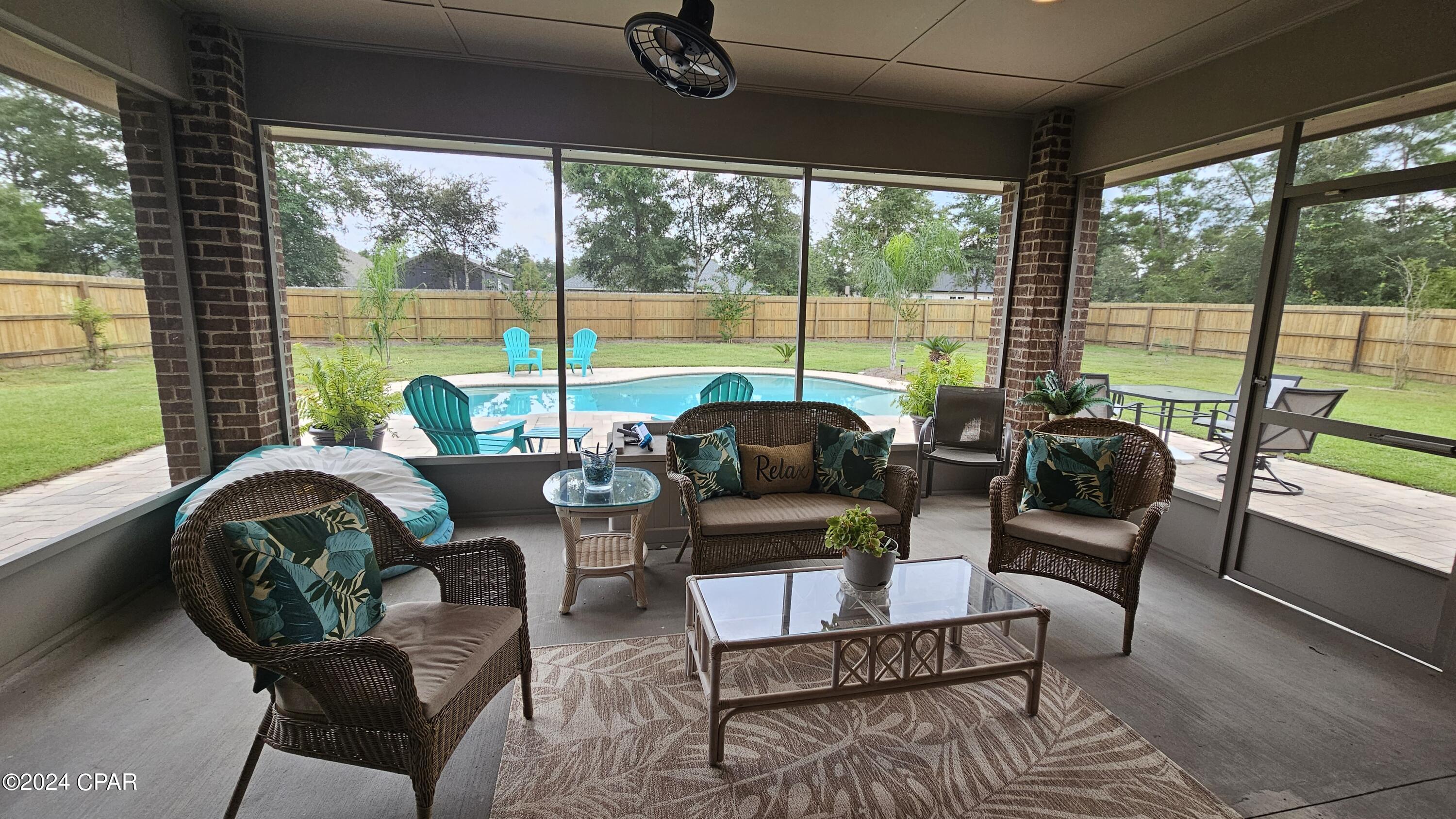 Lake Merial - Residential