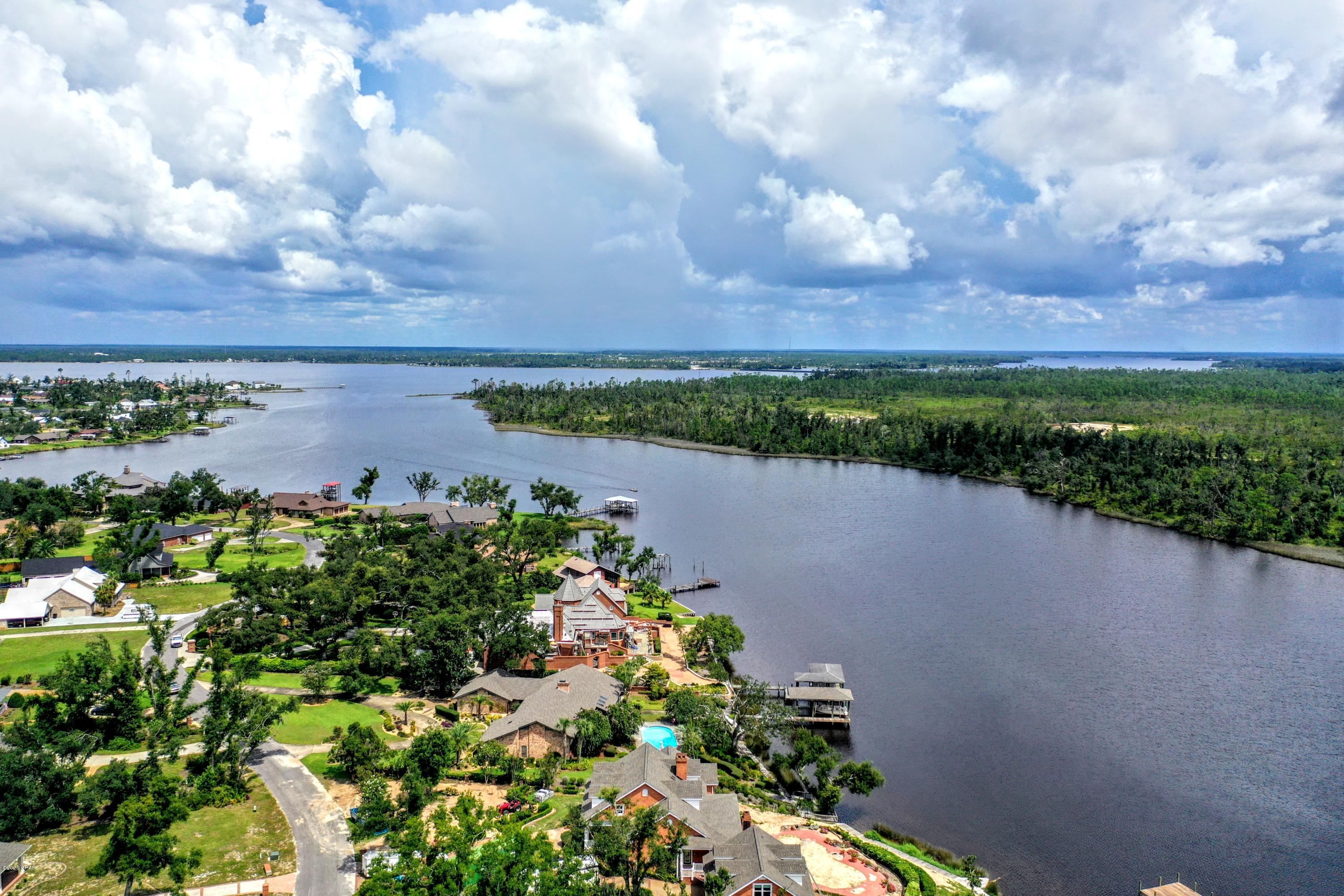 College Point - Land