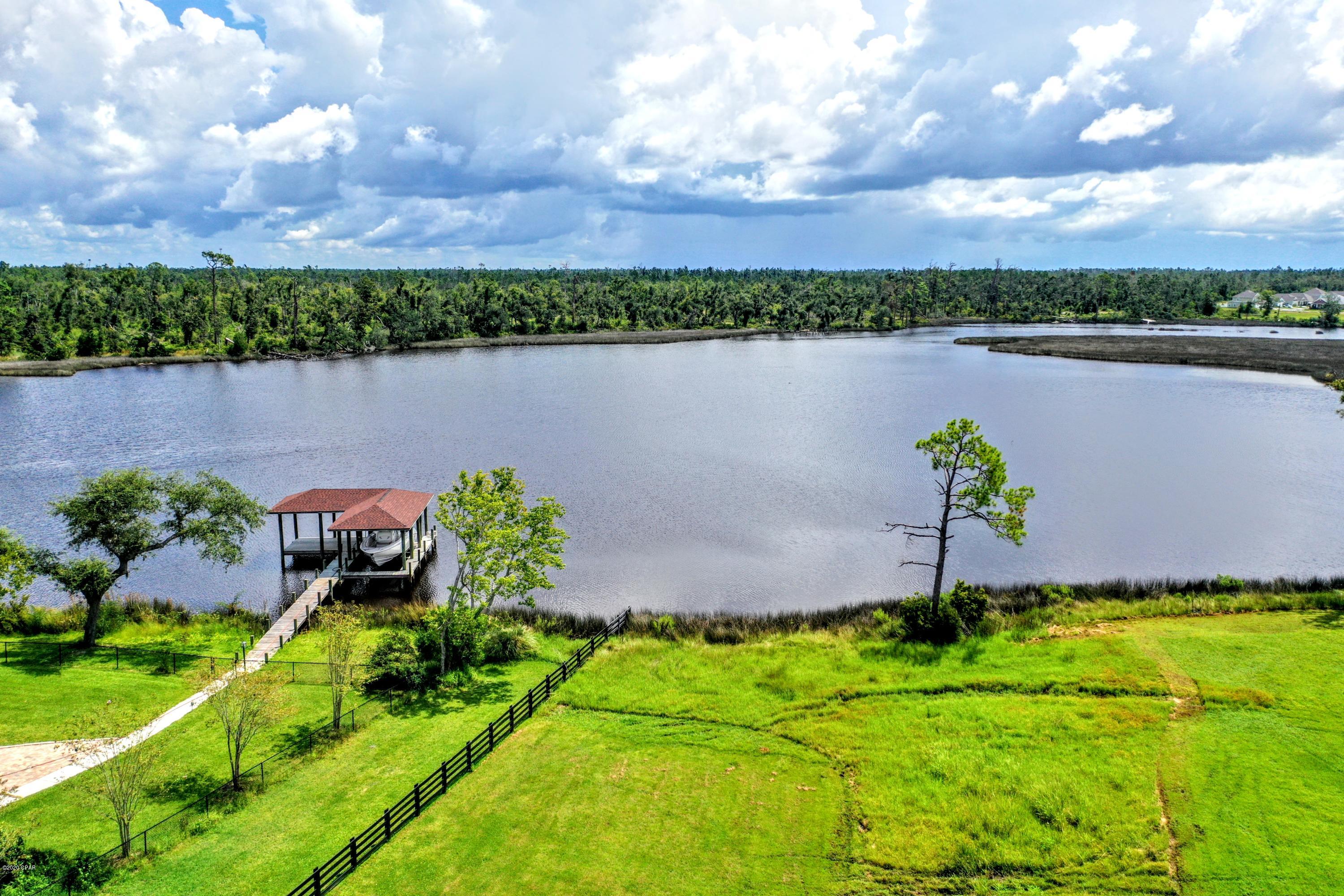 College Point - Land