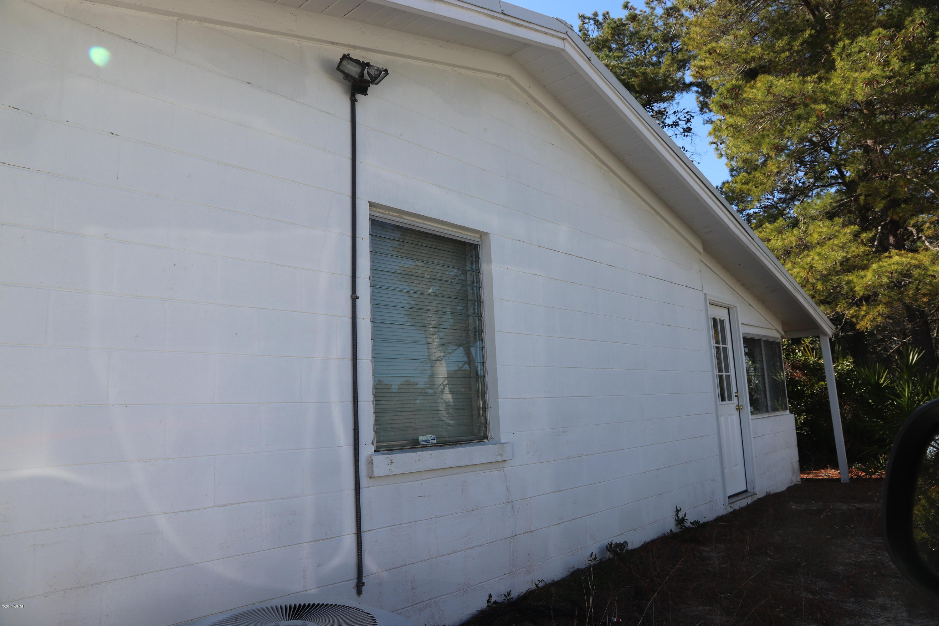 Laguna Beach Estates 6th Add - Commercial Sale