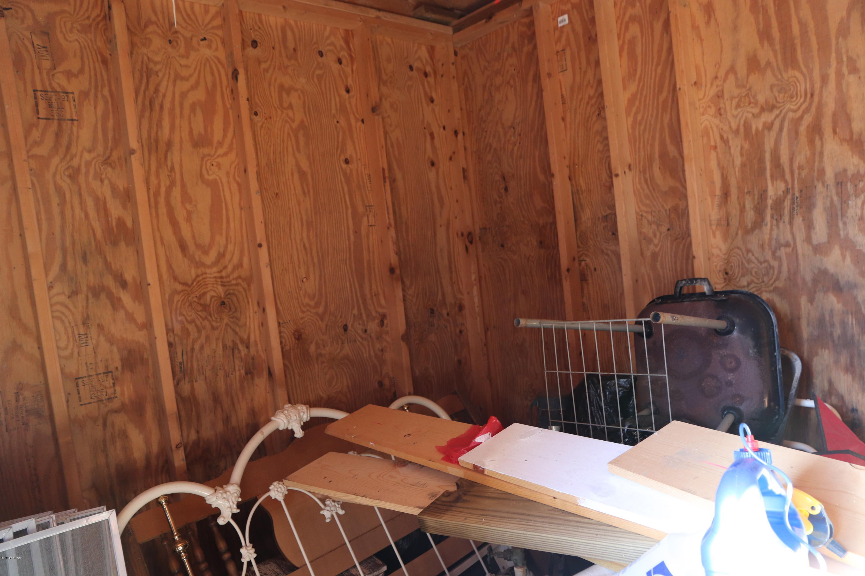 Laguna Beach Estates 6th Add - Commercial Sale