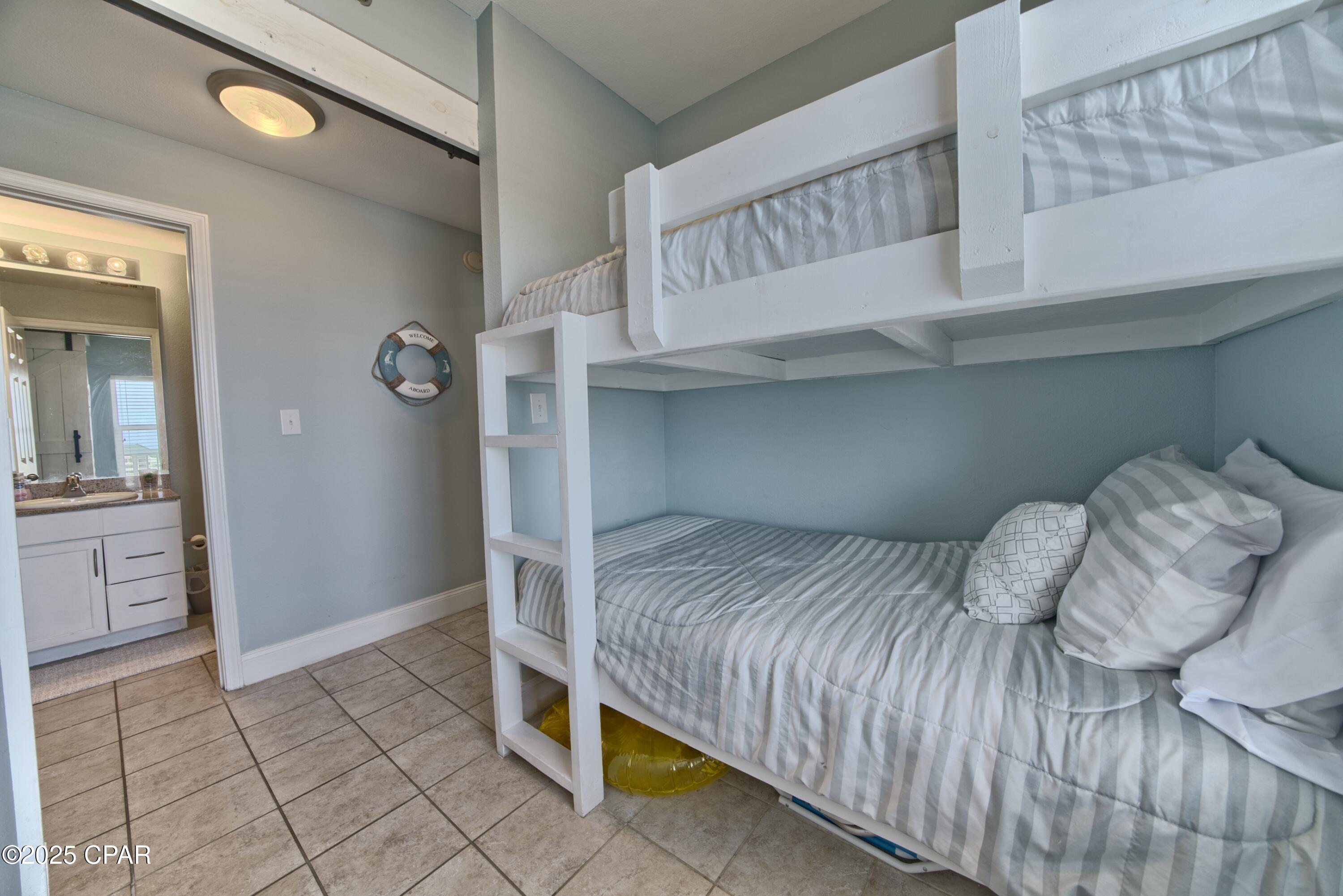 Laketown Wharf - Residential