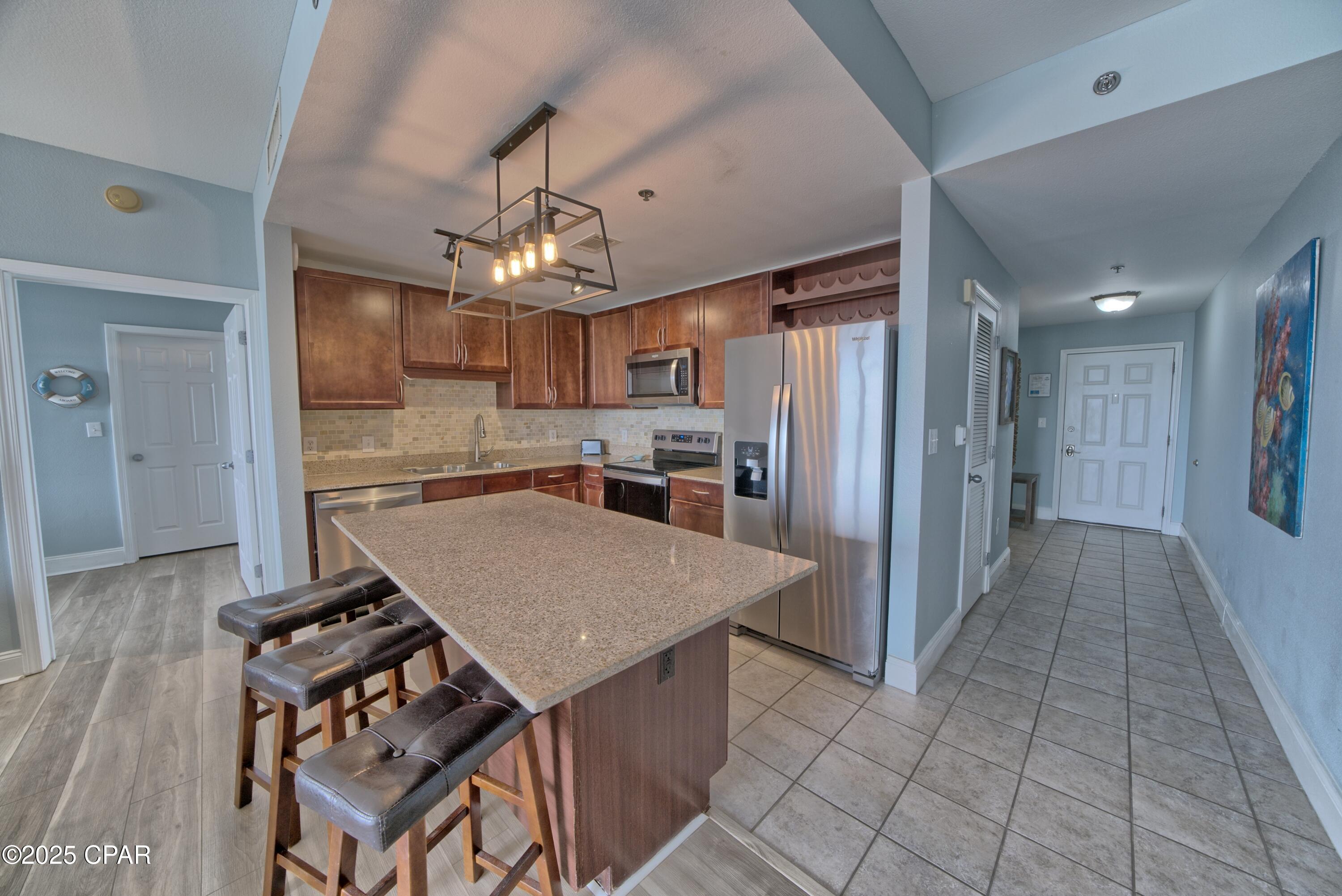 Laketown Wharf - Residential