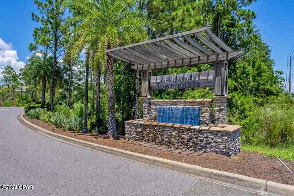 Hathaway Townhomes - Residential Lease