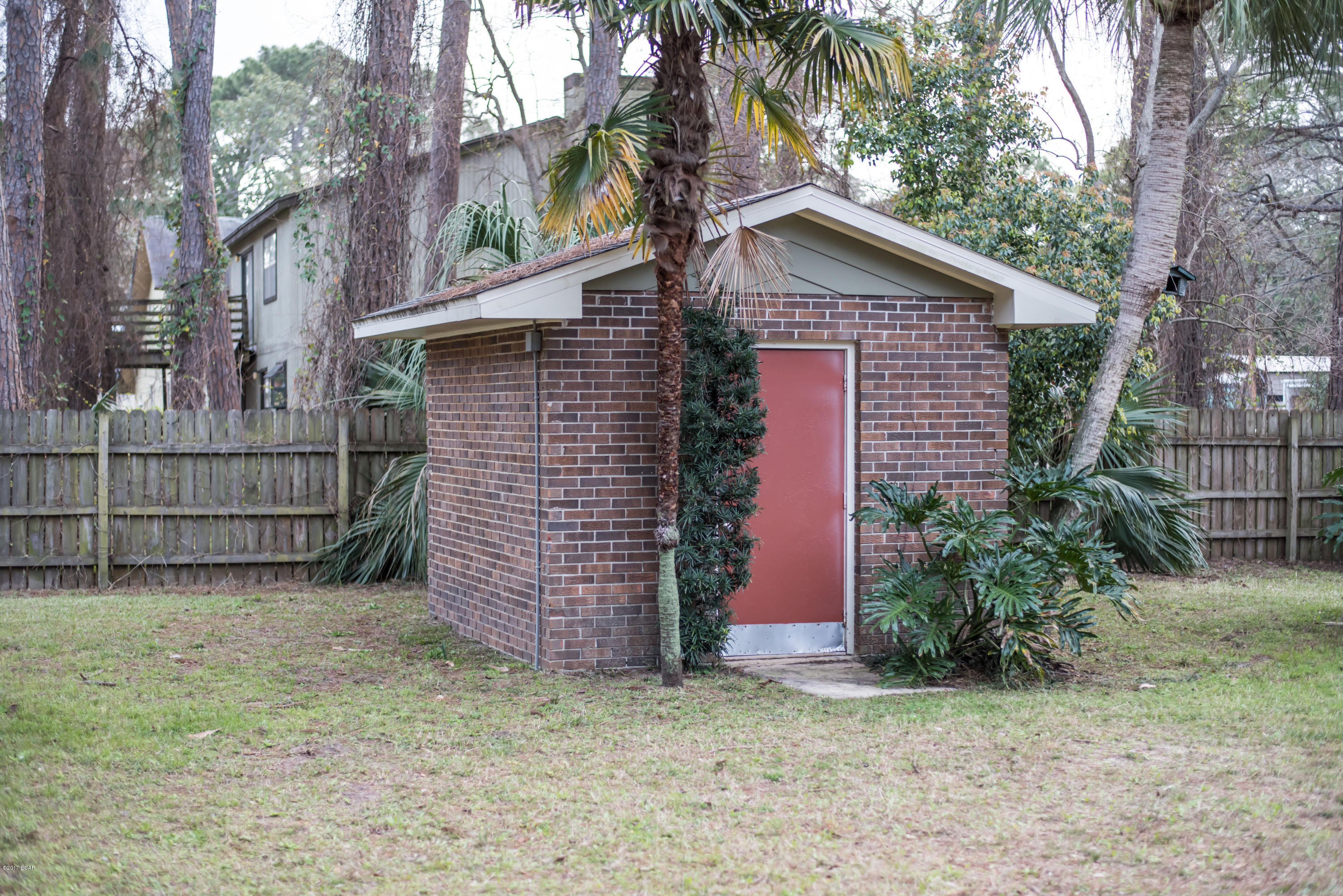 Grand Lagoon Banks - Residential